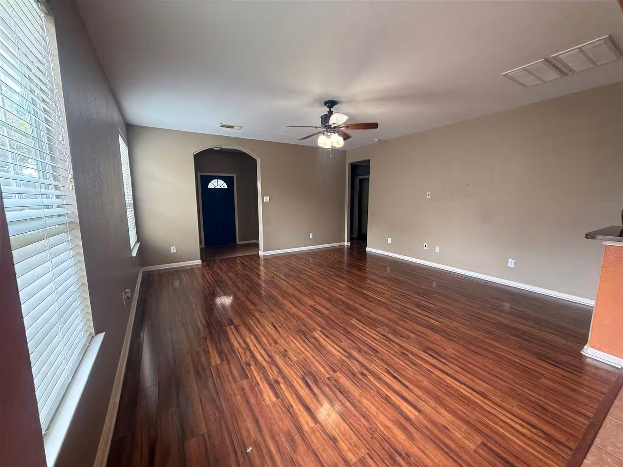 Photo 3 of 9429 Lambright Road, Houston, TX