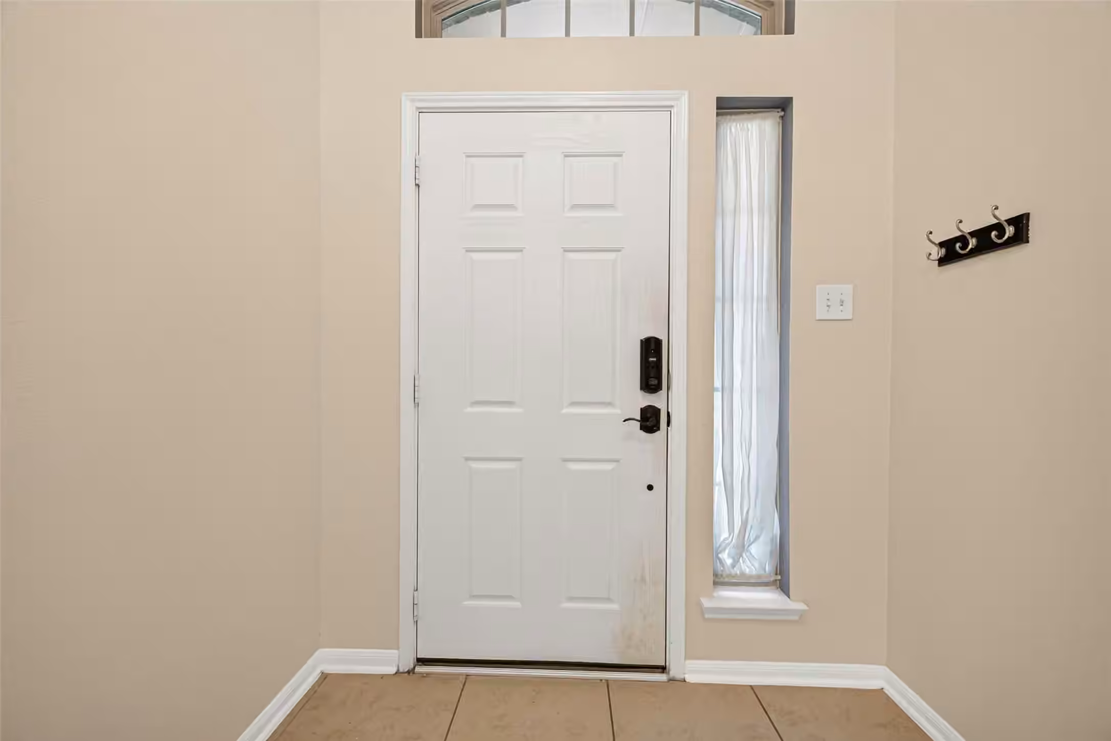 Photo 5 of 6847 Tammany Manor Lane, Spring, TX