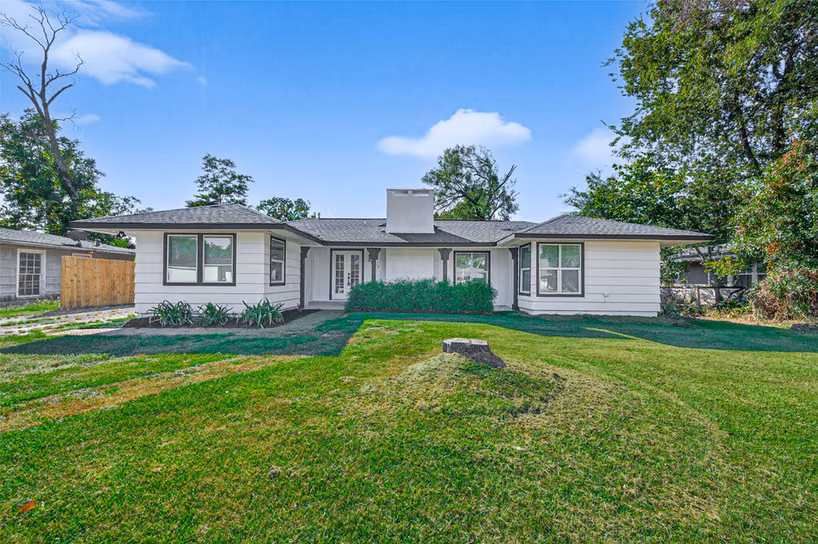 Photo of 1609 N Pacific Street, Conroe, TX 77301