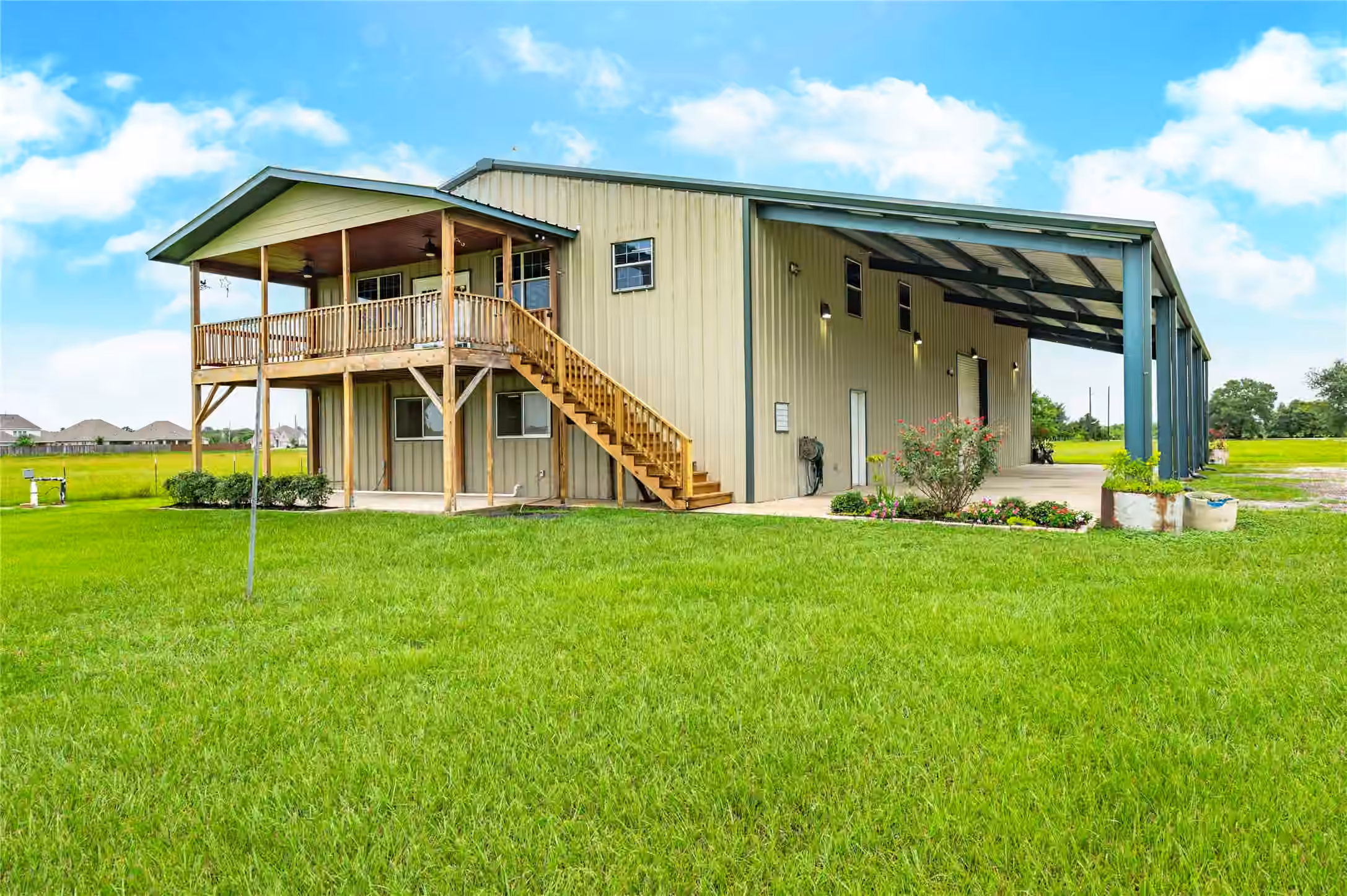 Photo of 10110 County Road 67, Manvel, TX 77578