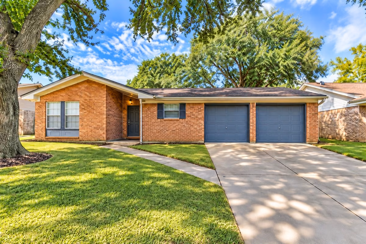 Photo of 910 Alyse Street, Deer Park, TX 77536