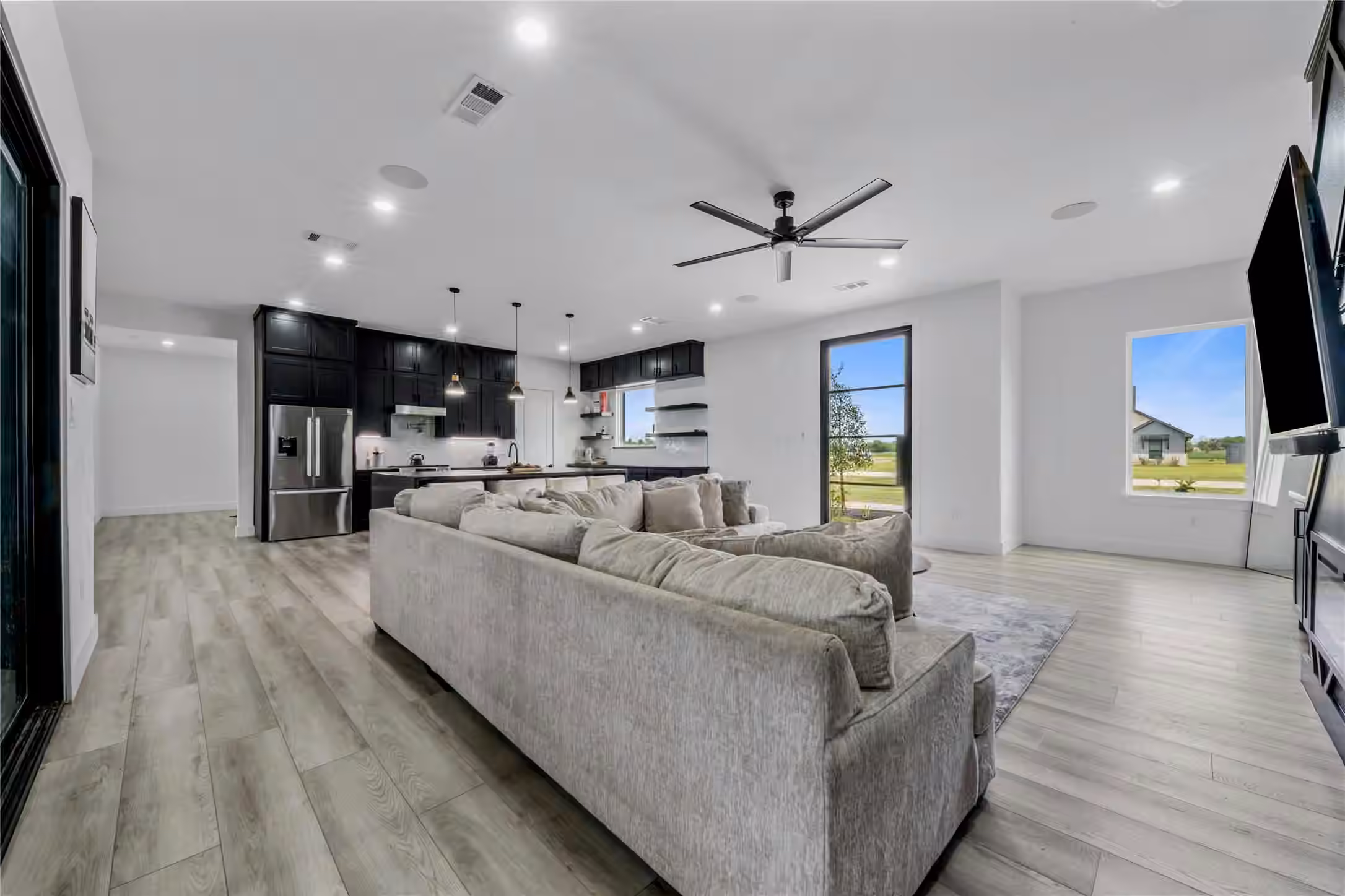 Photo 3 of 5119 Sophie Slanksy Way, Sealy, TX