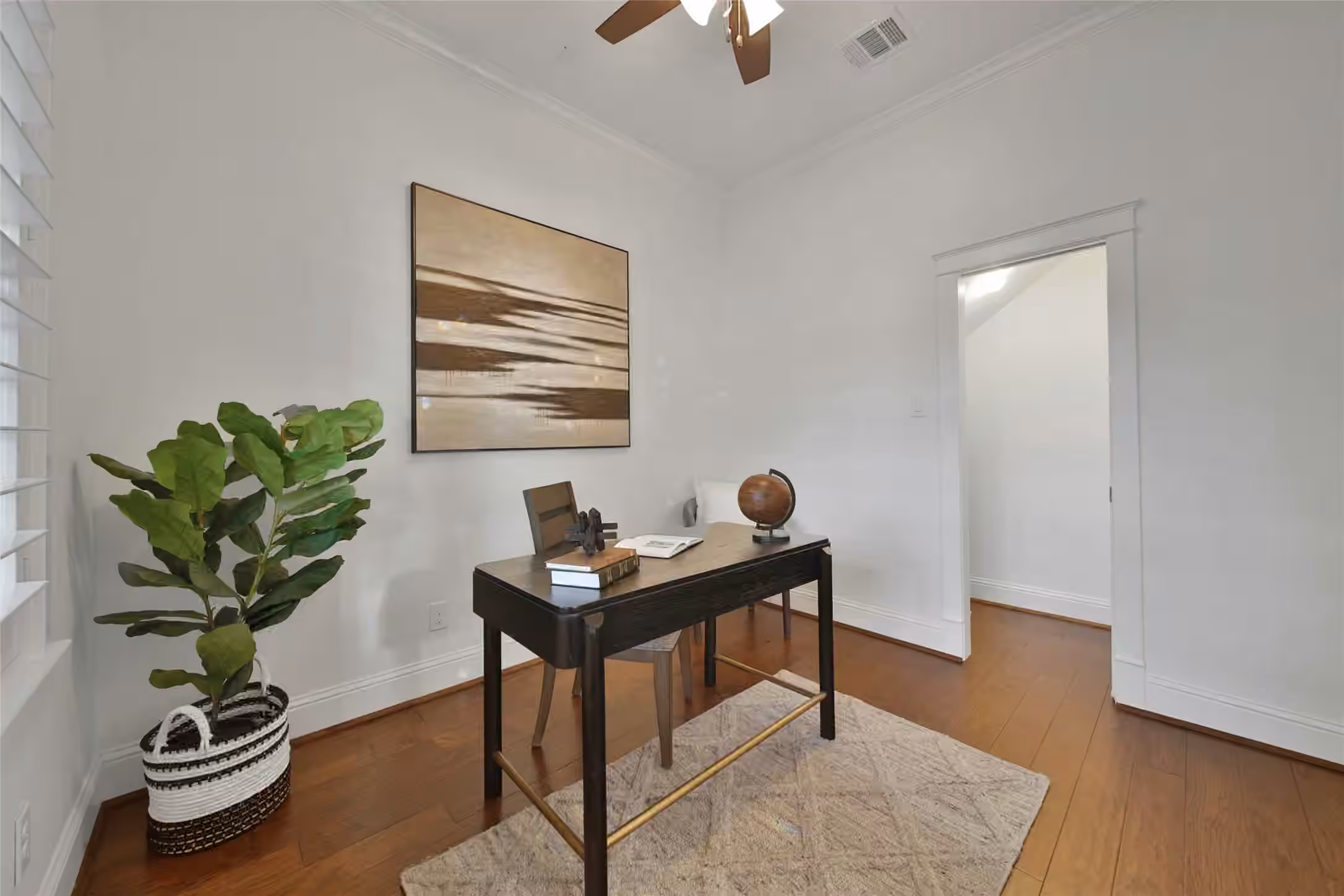 Photo 6 of 1236 Chamboard Lane, Houston, TX