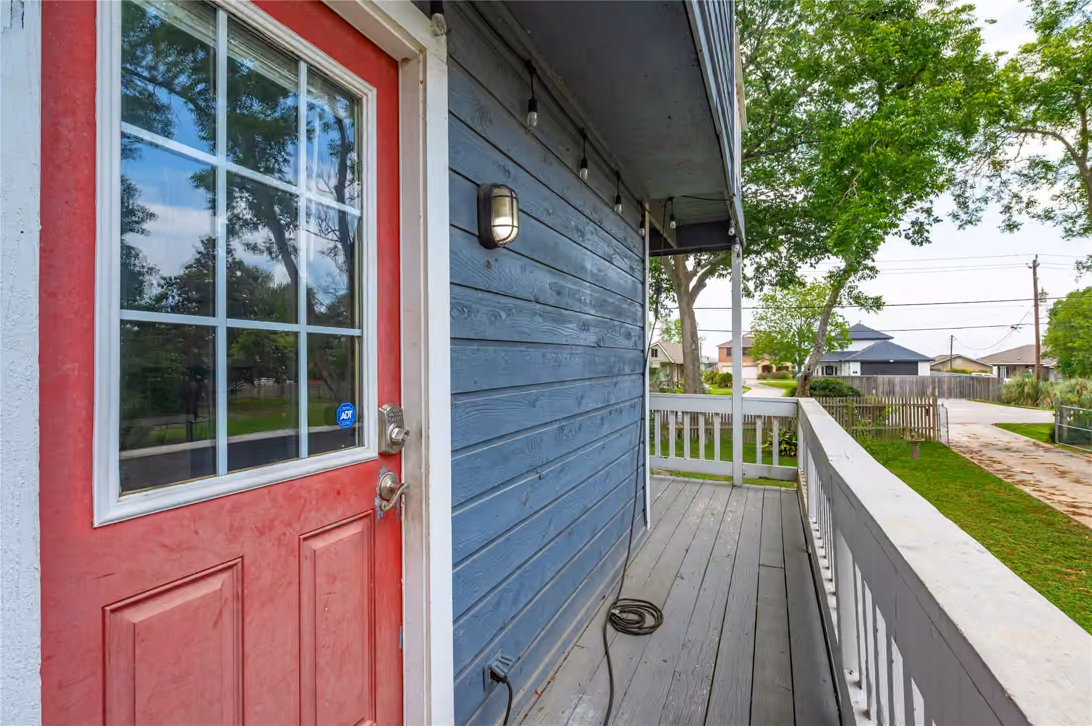 Photo 7 of 3726 Bayshore Drive, Bacliff, TX