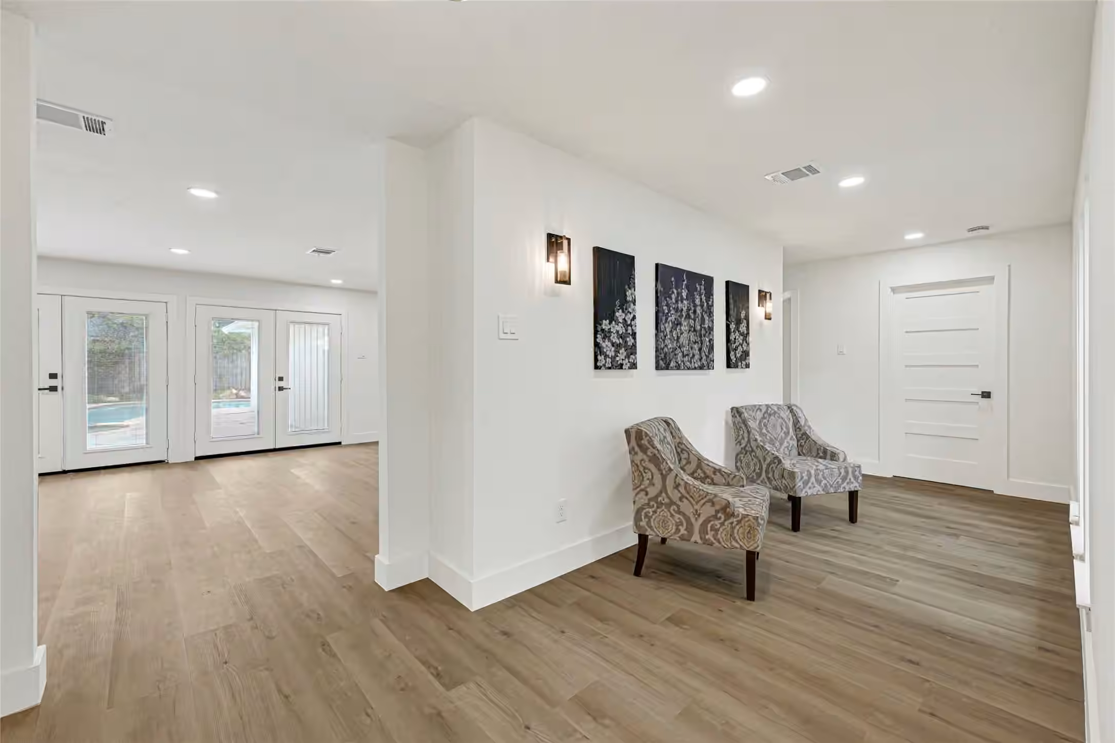 Photo 2 of 10710 Candlewood Drive, Houston, TX
