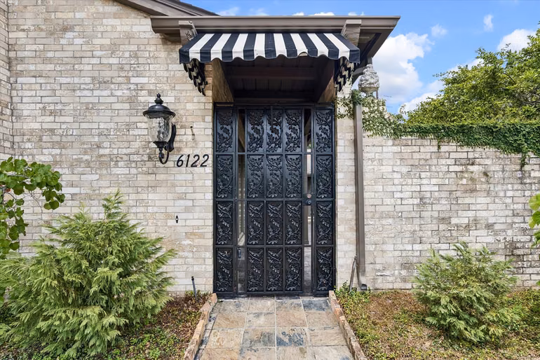 Photo 3 of 6122 San Felipe Street, Houston, TX