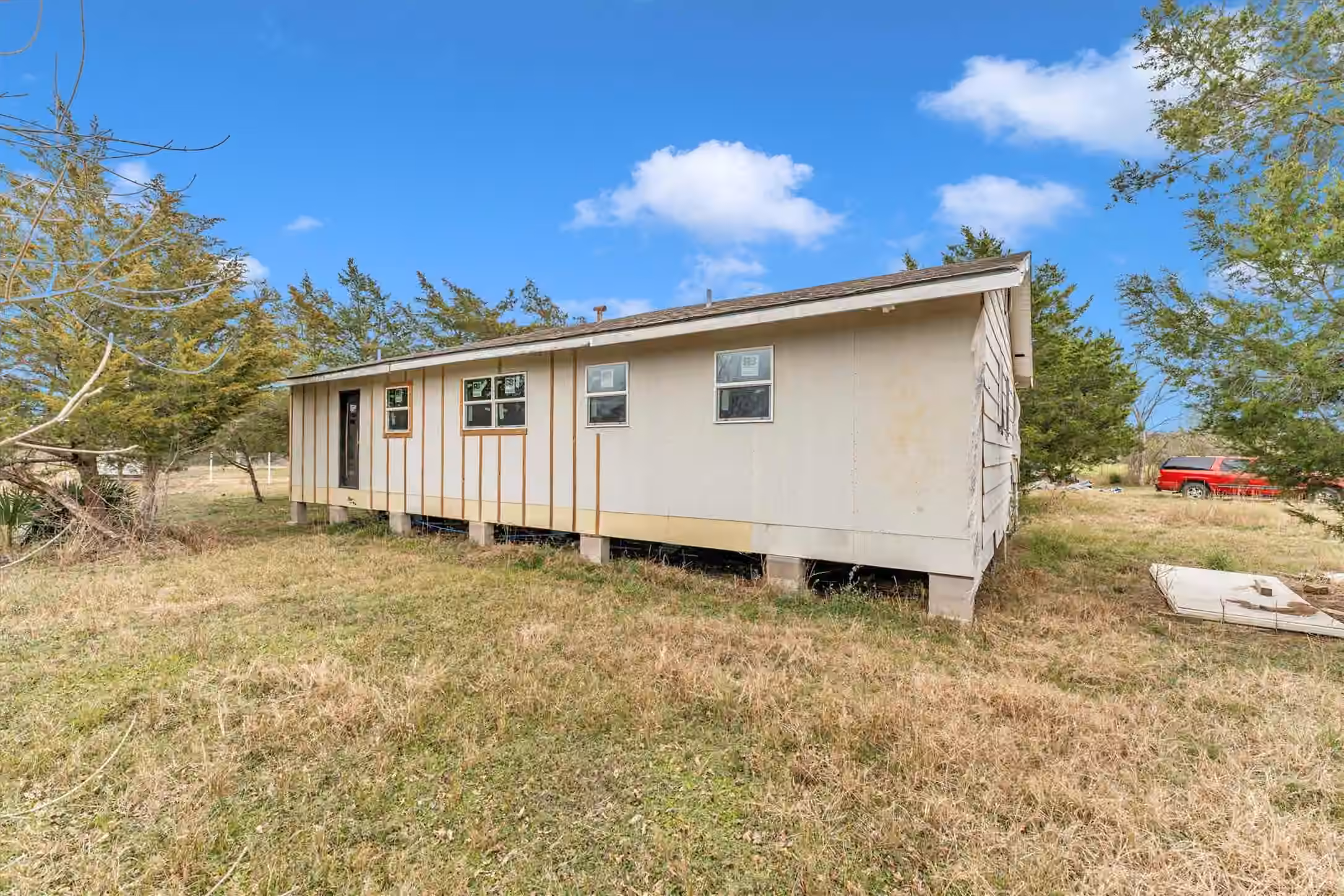 Photo 3 of 909 Ives Creek Road, Bellville, TX
