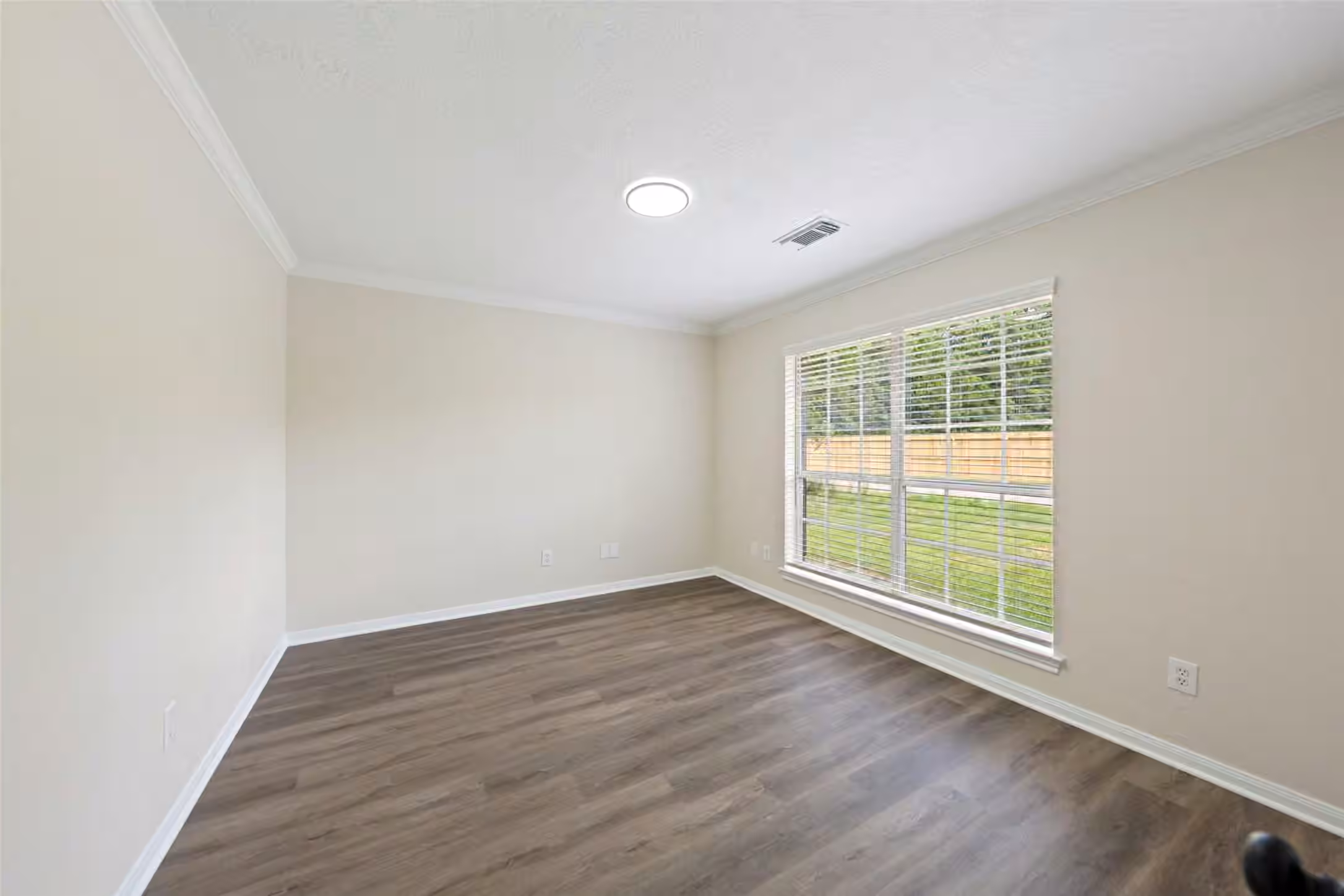 Photo 5 of 14989 Old Humble Pipeline Road, Conroe, TX