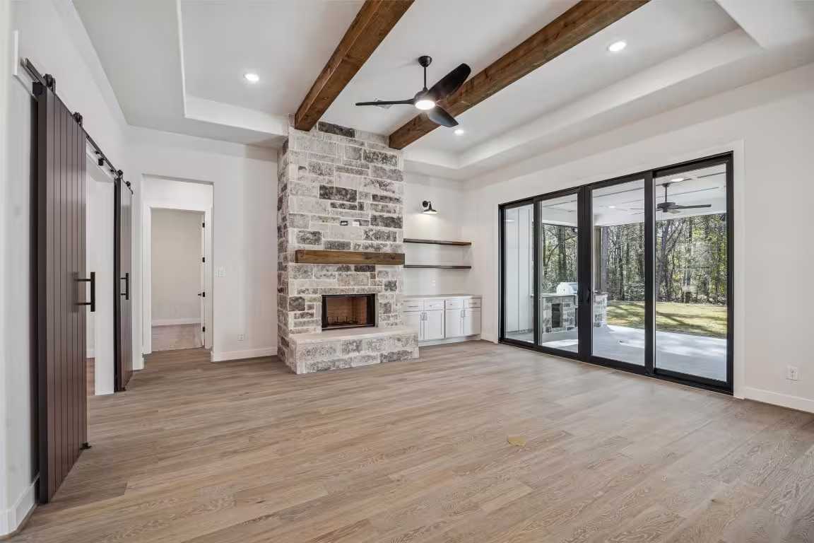 Photo 6 of 9332 Cedar Bend, Plantersville, TX