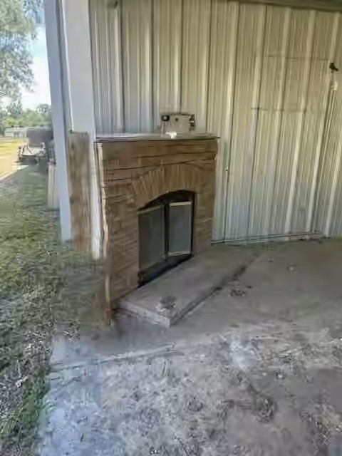 Photo 4 of 1751 County Road 639, Dayton, TX