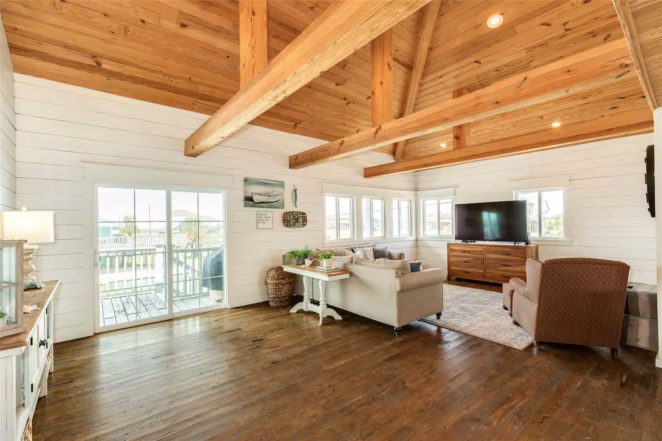 Photo 7 of 202 Schooner Drive, Freeport, TX
