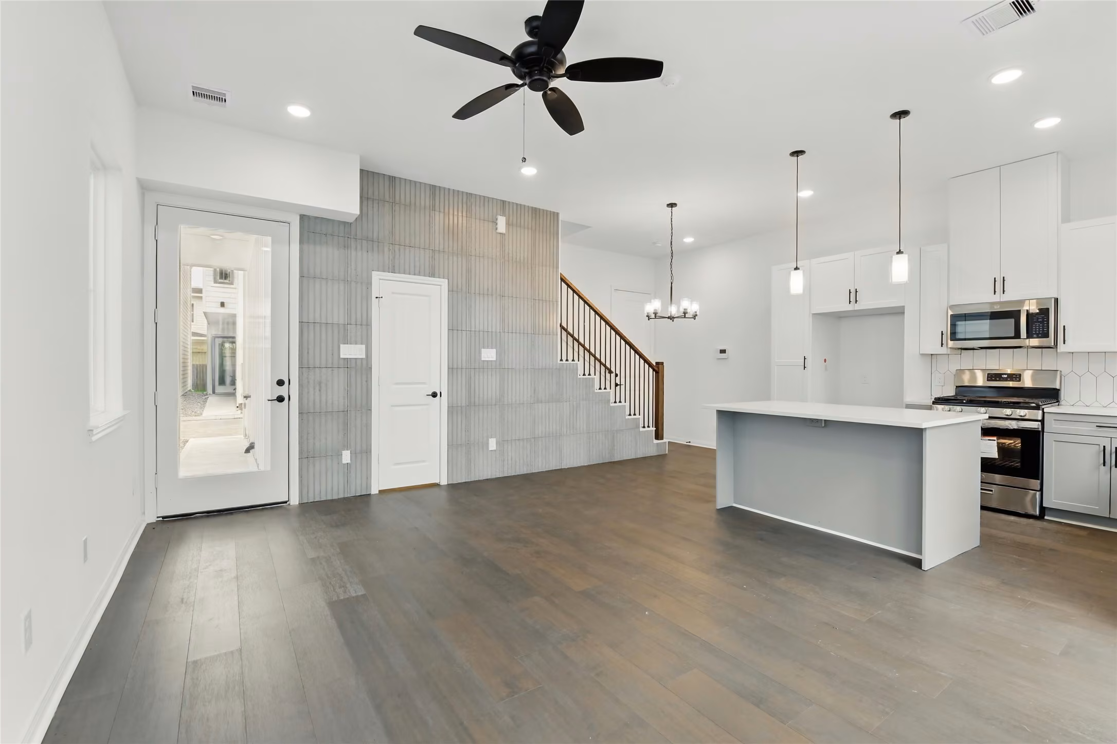 Photo 5 of 9902 Clark Road C, Houston, TX