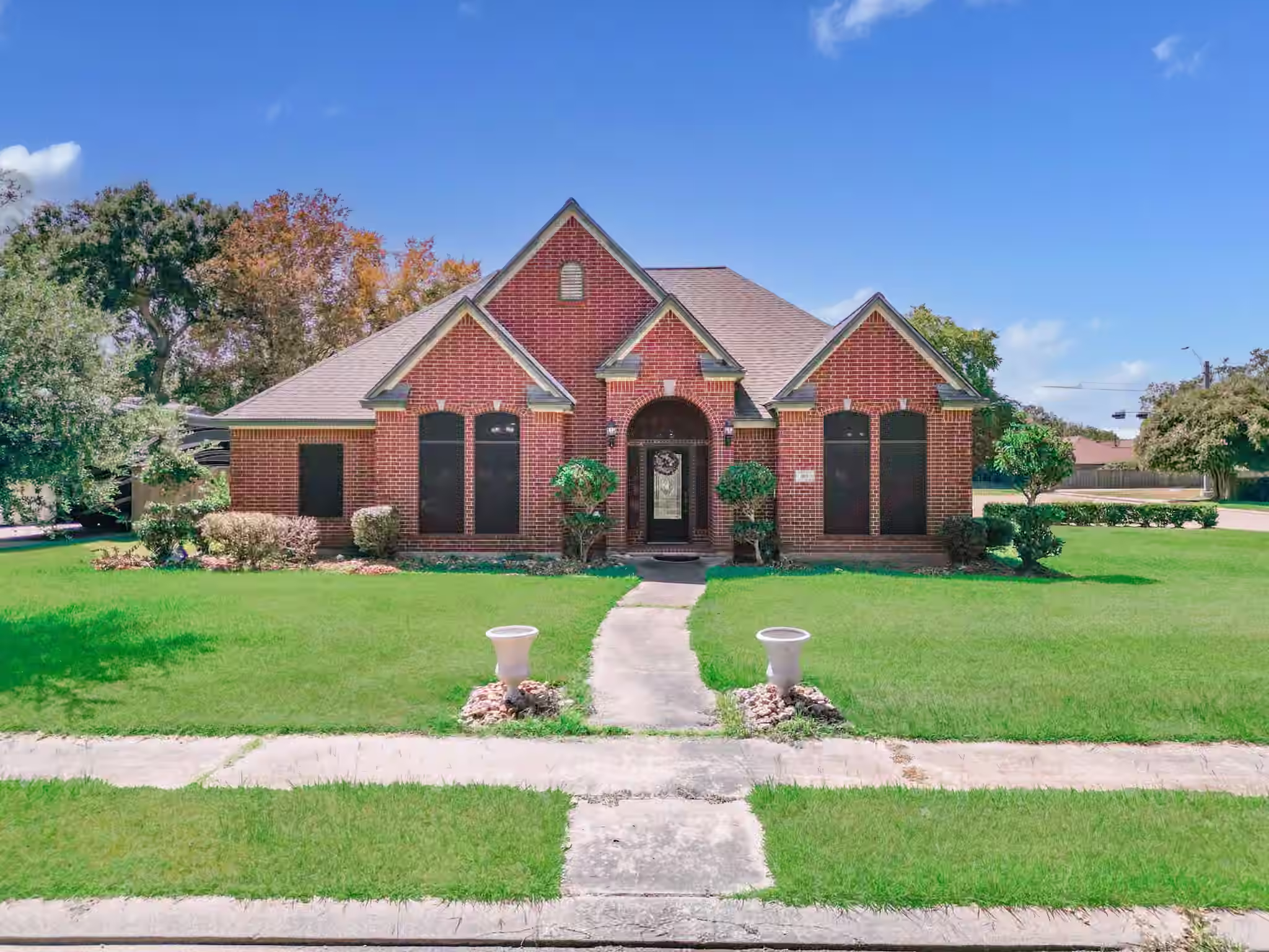 Photo of 101 Pintail Drive, Clute, TX