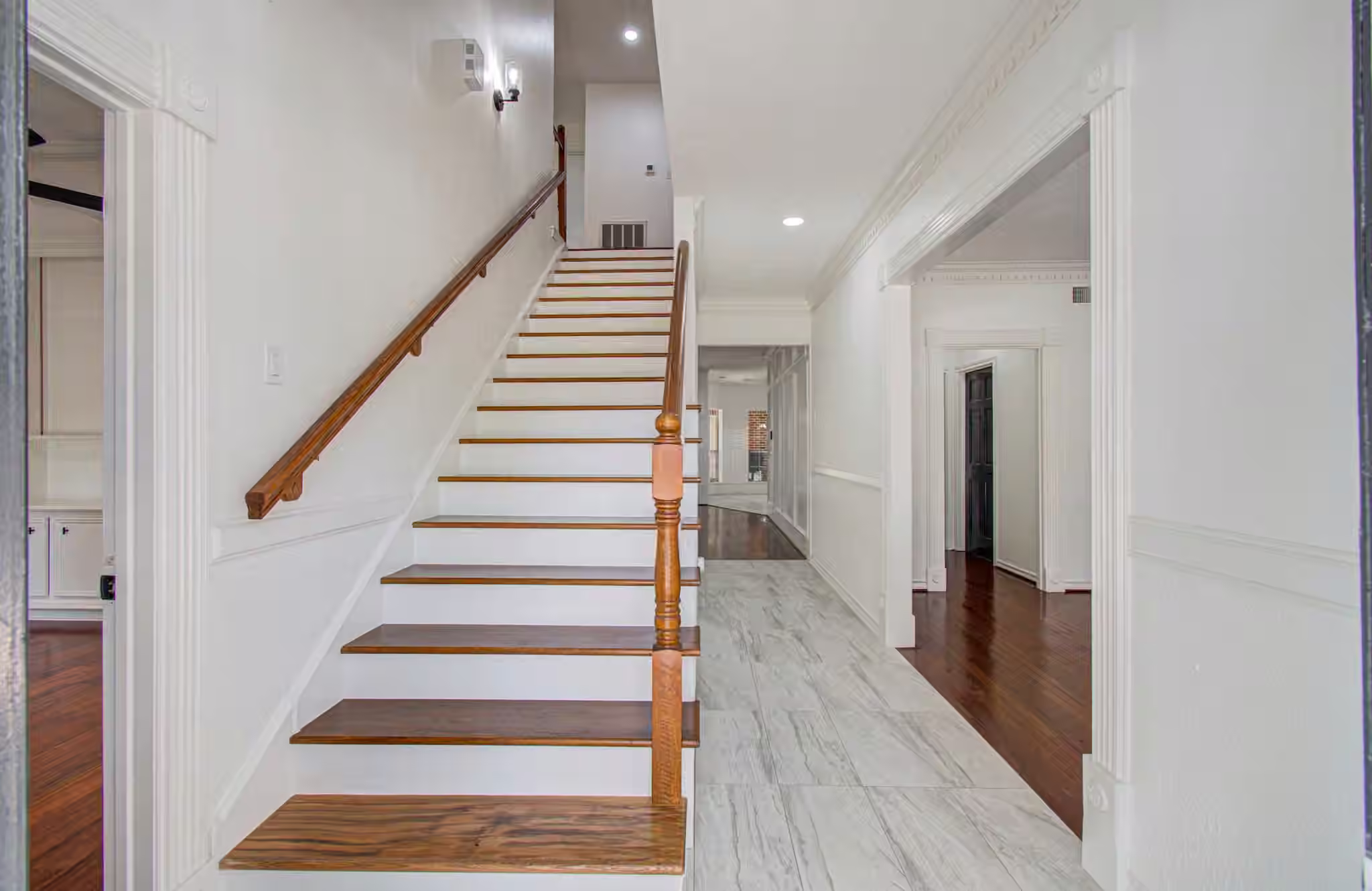 Photo 6 of 14635 Rosehill Drive, Houston, TX