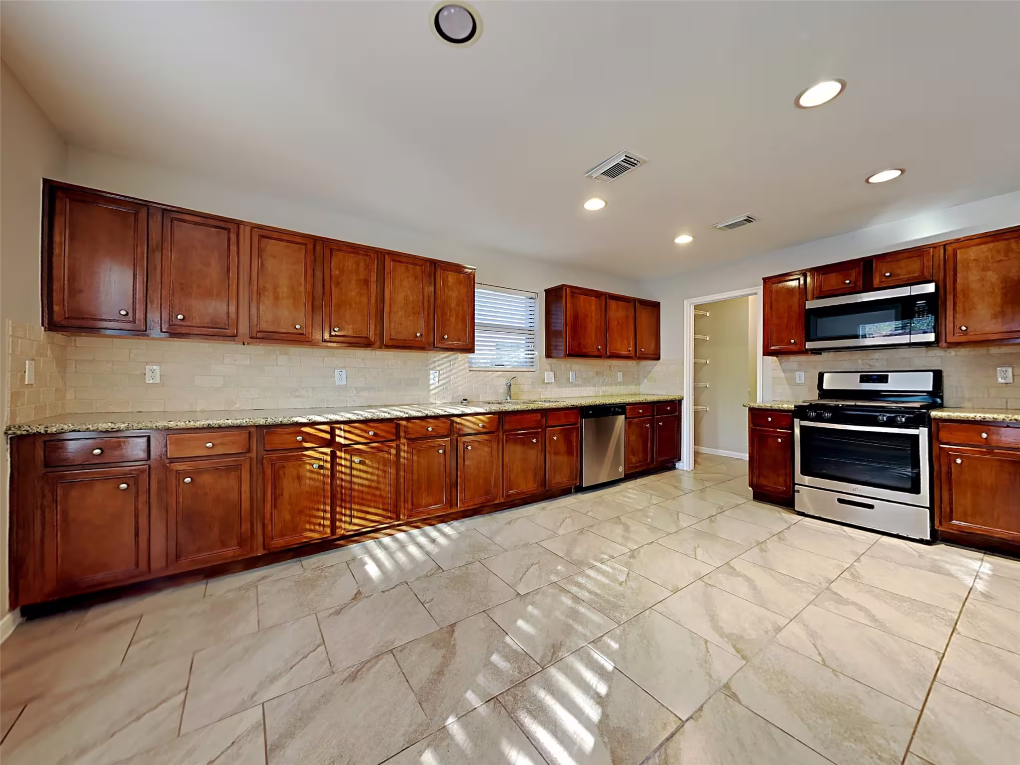 Photo 4 of 20734 Tealbrook Drive, Cypress, TX