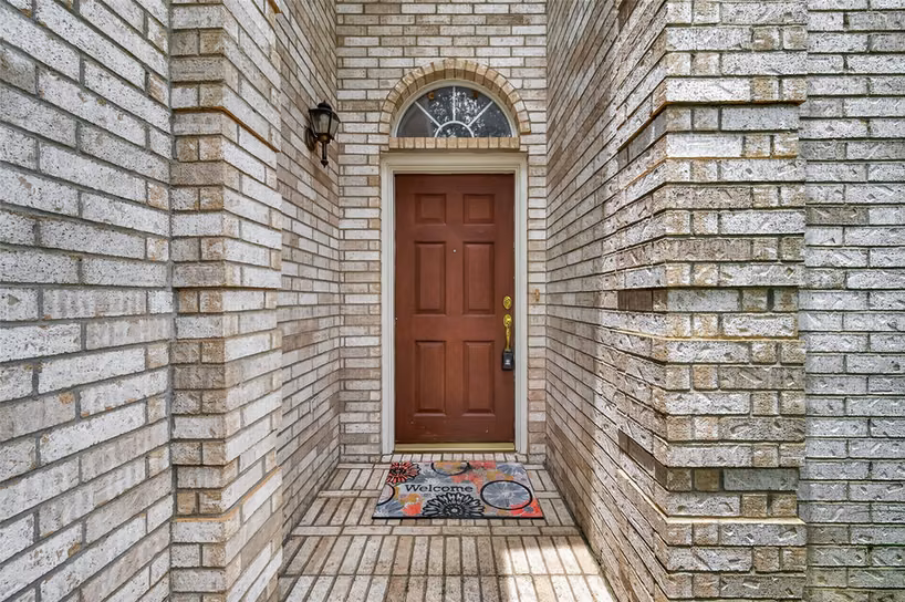 Photo 5 of 6027 Dunsley Drive, Katy, TX