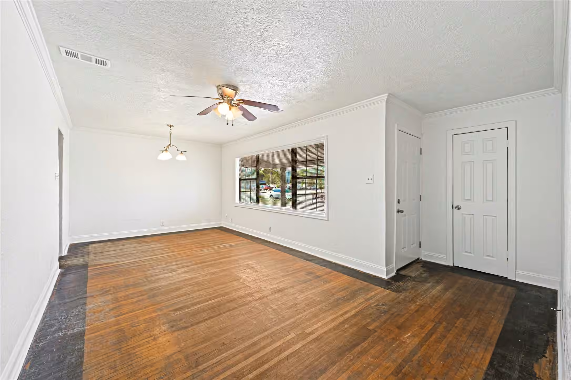 Photo 6 of 119 West Avenue, Pasadena, TX