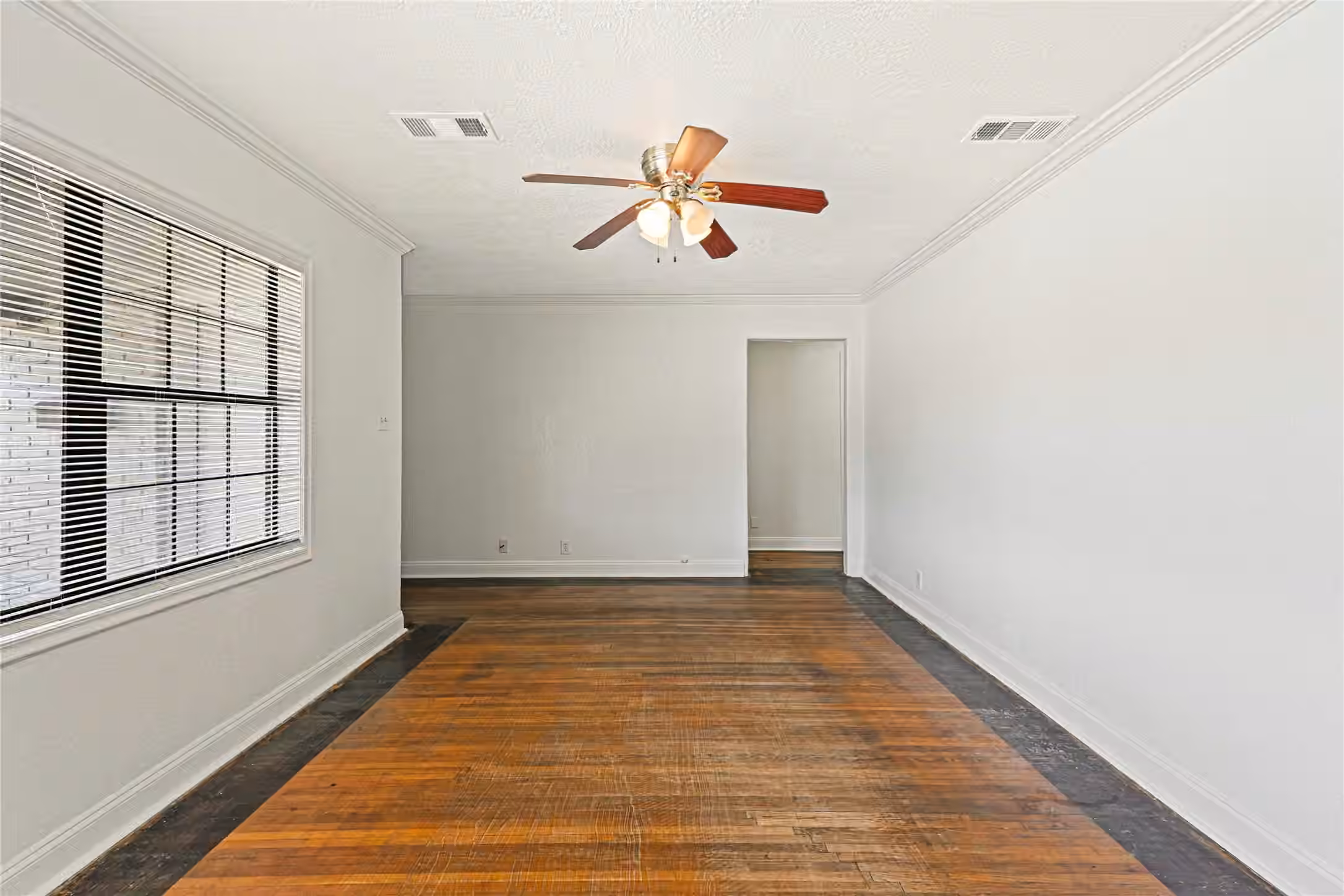 Photo 7 of 119 West Avenue, Pasadena, TX