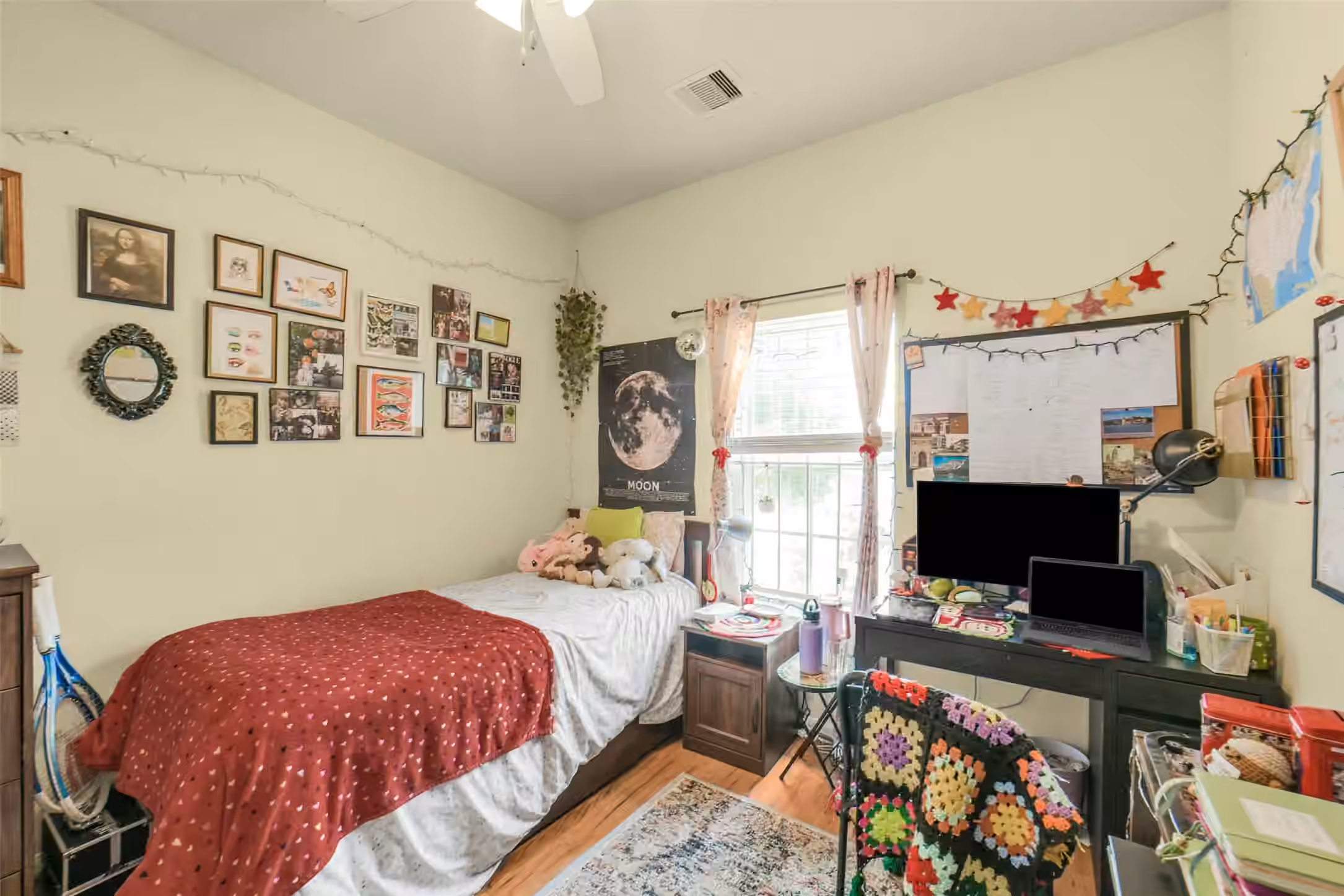 Photo 5 of 7402 Granite Terrace Lane, Houston, TX