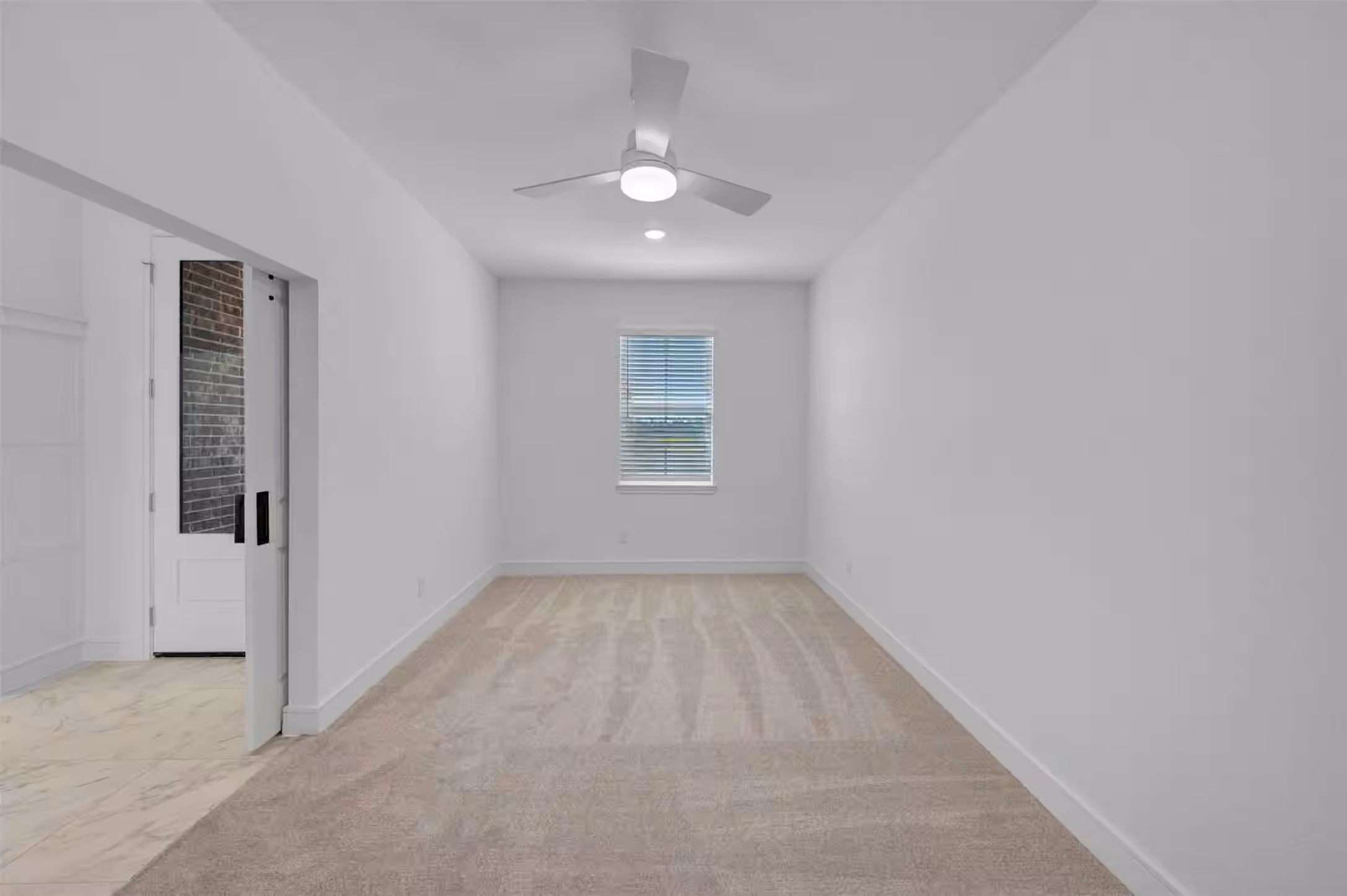 Photo 6 of 2915 Laguna Madre Place, Crosby, TX