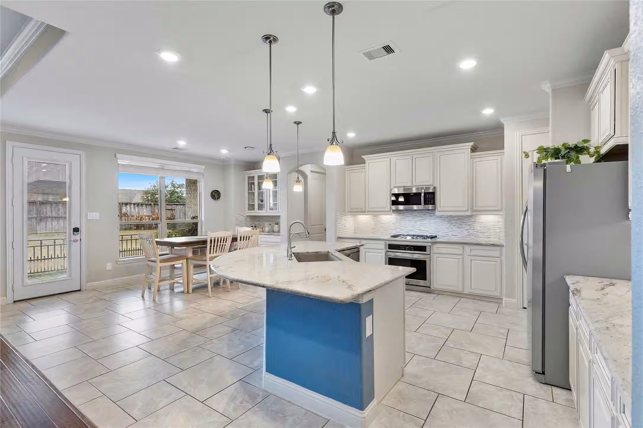 Photo 4 of 18419 Panton Terrace Lane, Cypress, TX