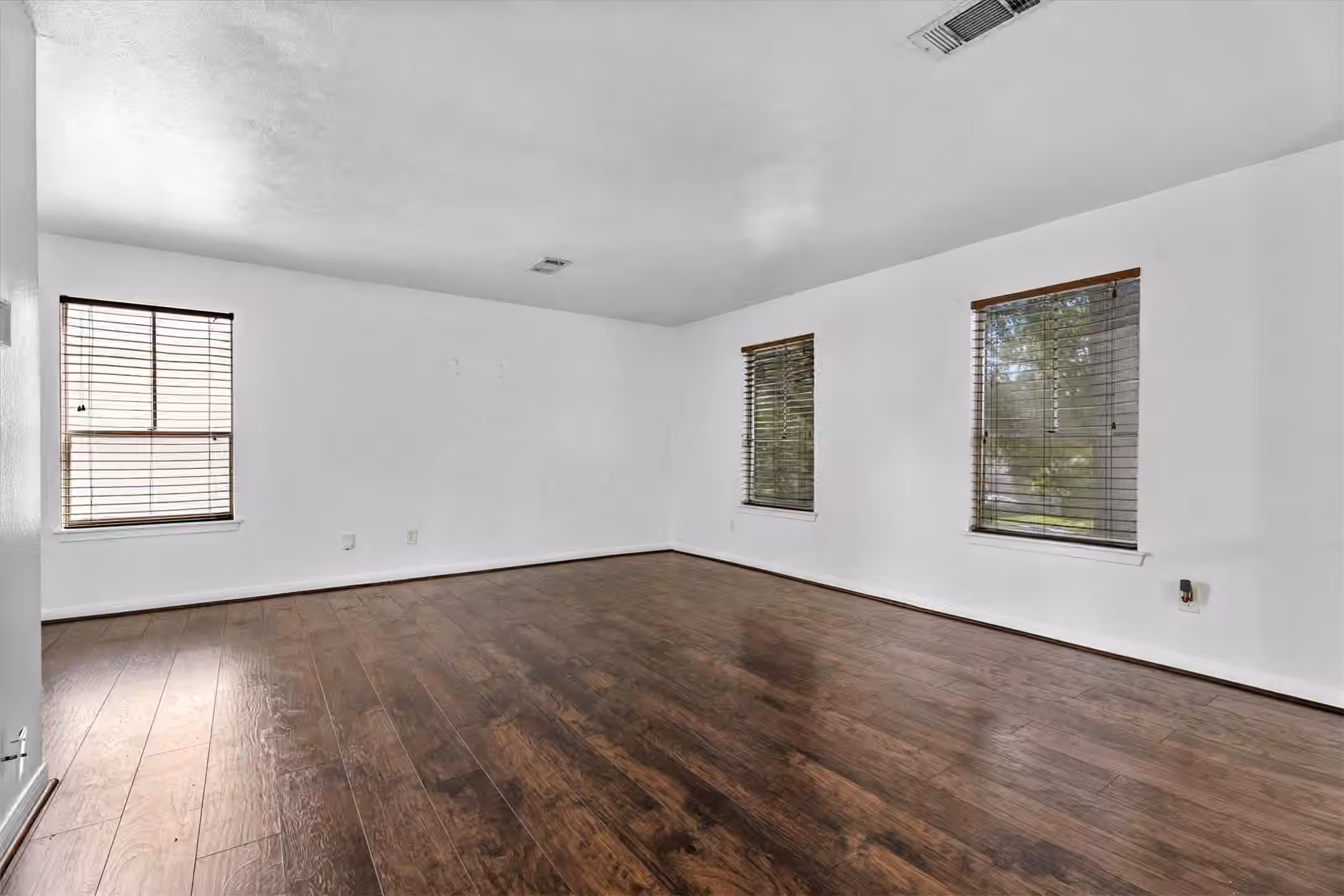 Photo 6 of 23026 Harrowby Drive, Spring, TX