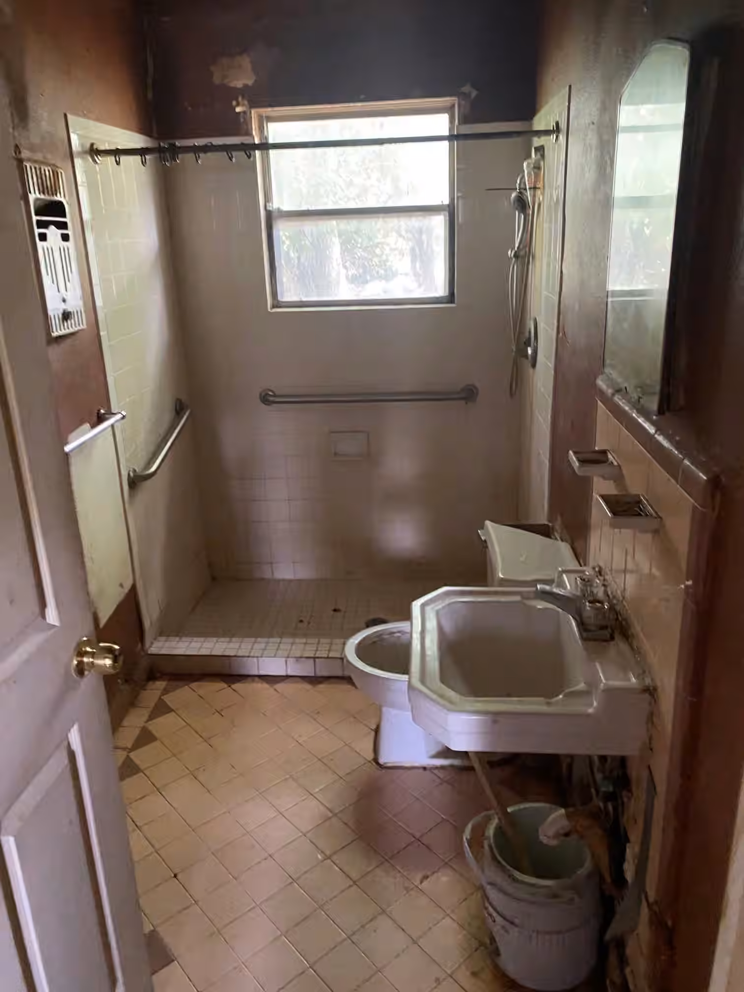 Photo 2 of 5410 Heron Drive, Houston, TX