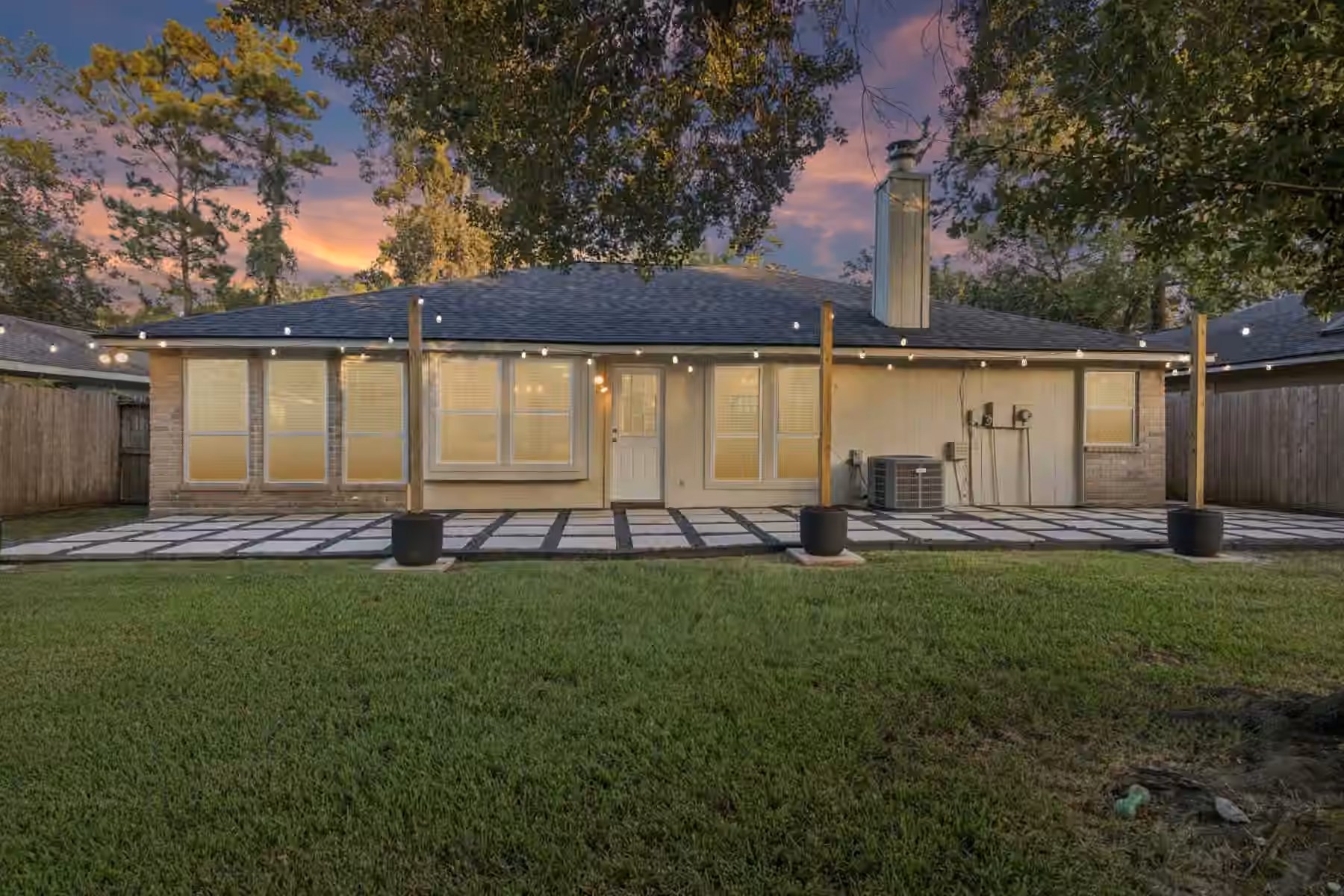 Photo of 2903 Parkwood Manor Drive, Houston, TX