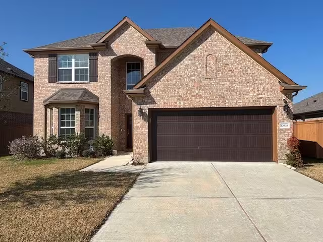Photo 2 of 10818 Bodie Hills Drive, Rosharon, TX