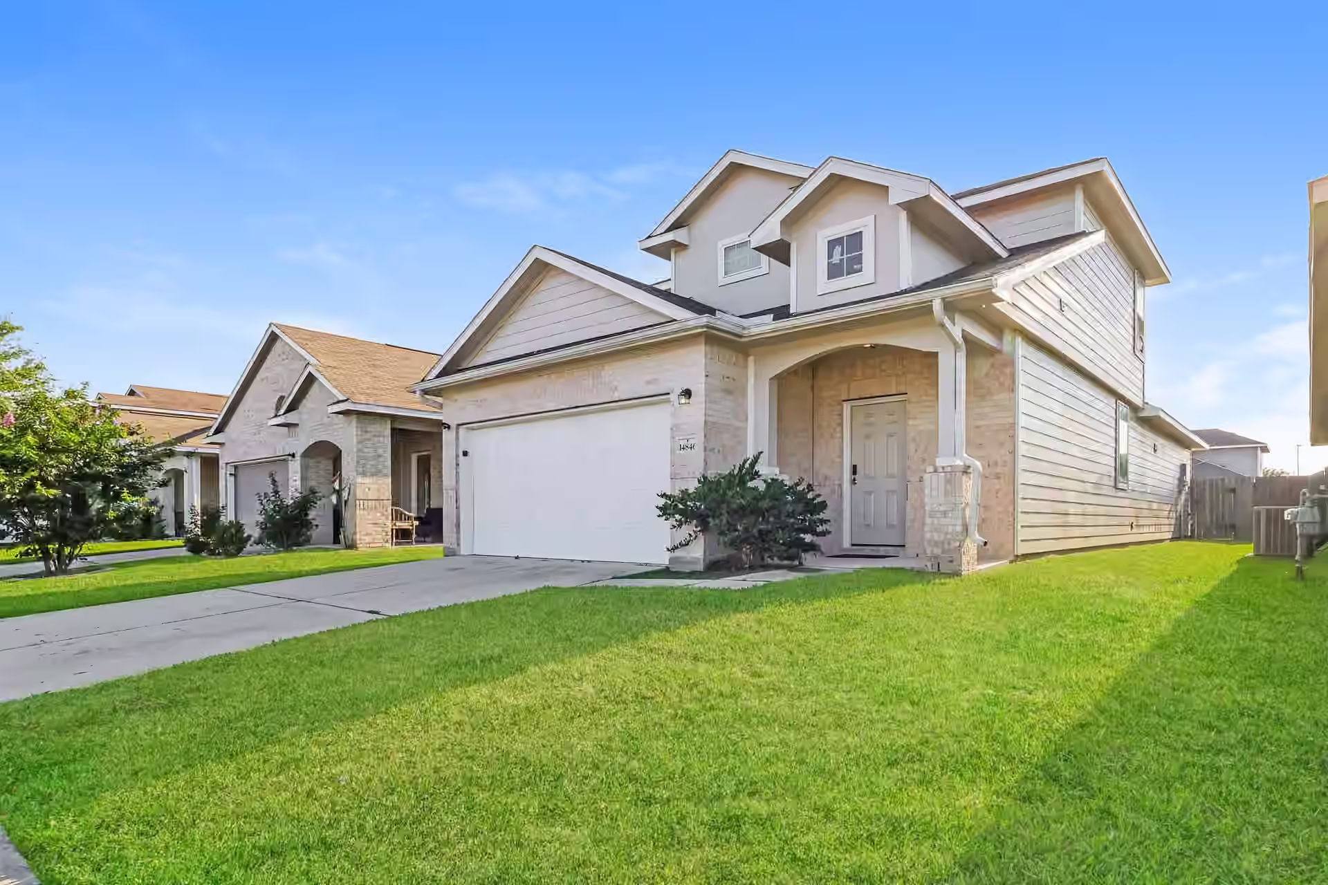 Photo 2 of 14846 Darbydale Drive, Houston, TX