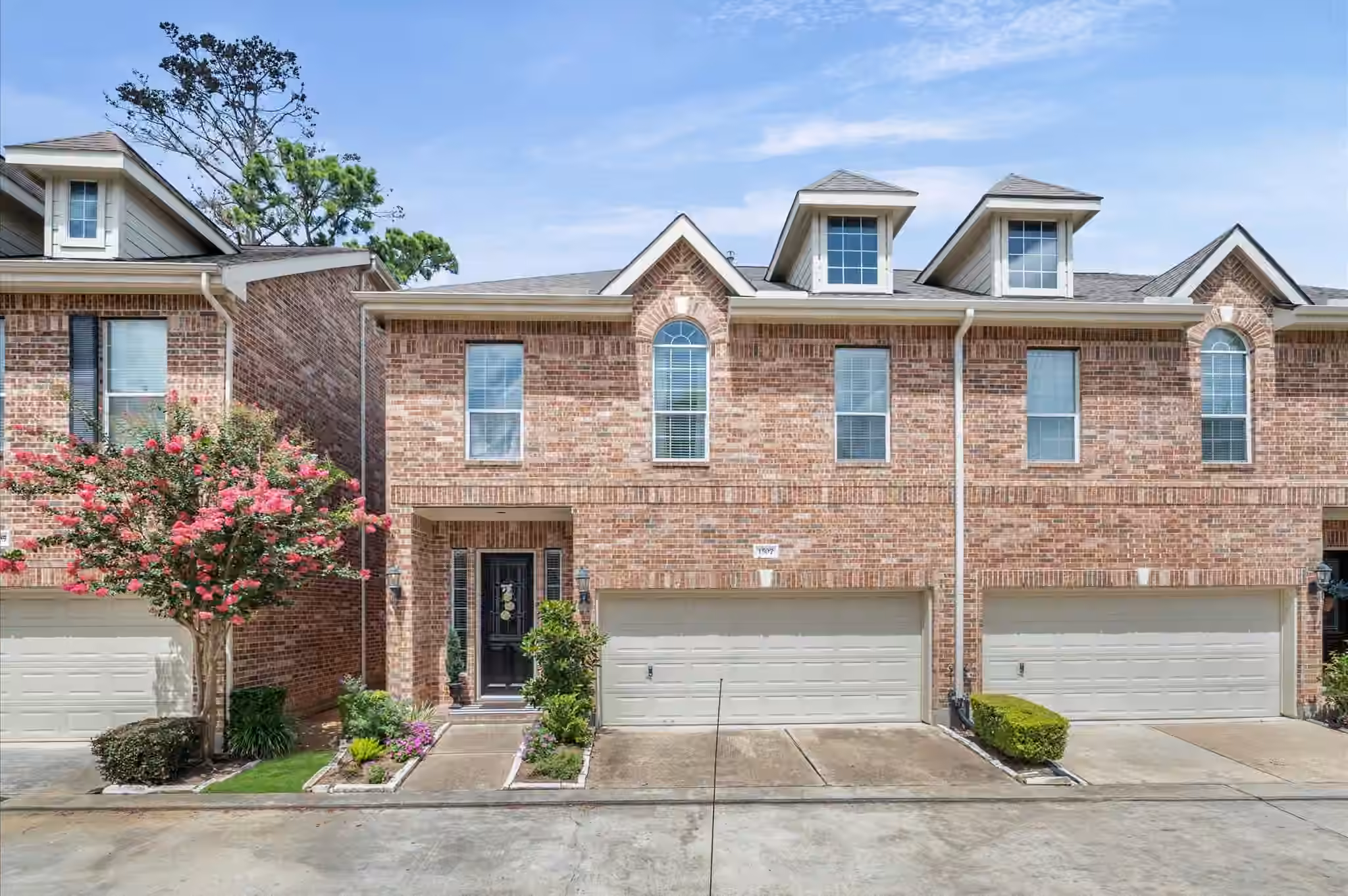 Photo of 1507 Shady Villa Fern, Houston, TX