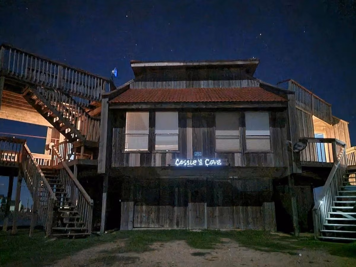 Photo 5 of 282 Private Road 640 27, Matagorda, TX