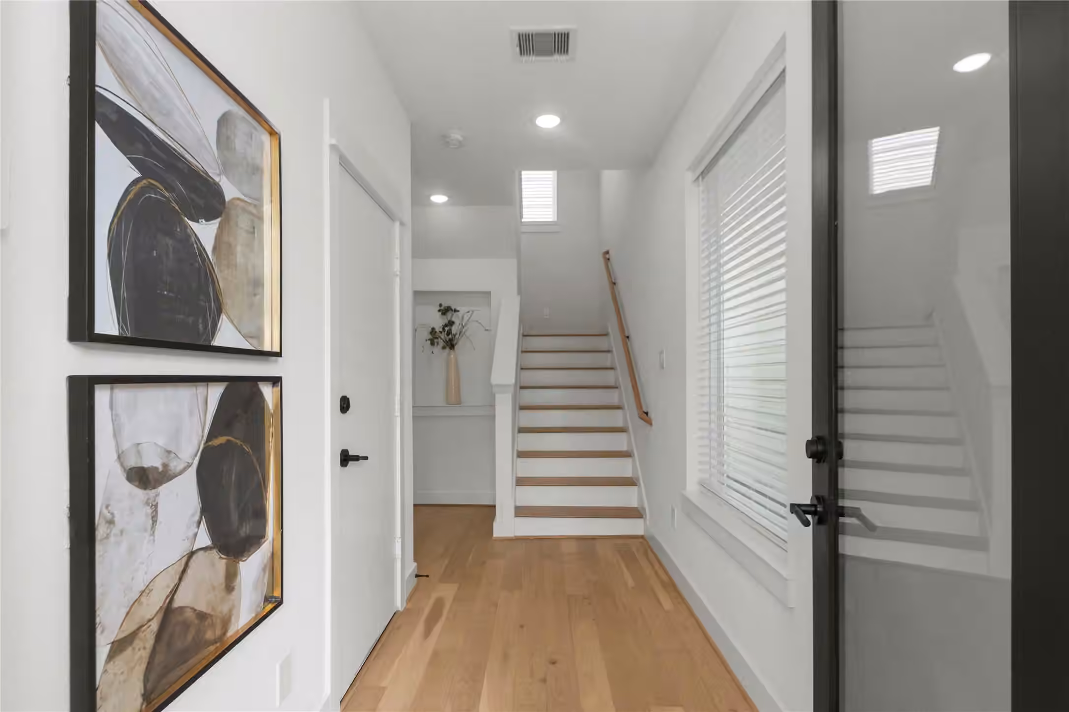 Photo 5 of 3013 Nagle Street, Houston, TX