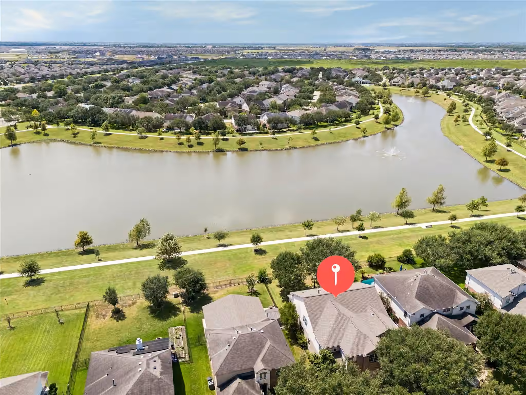 Photo of 518 Honeysuckle Vine Drive, Rosenberg, TX