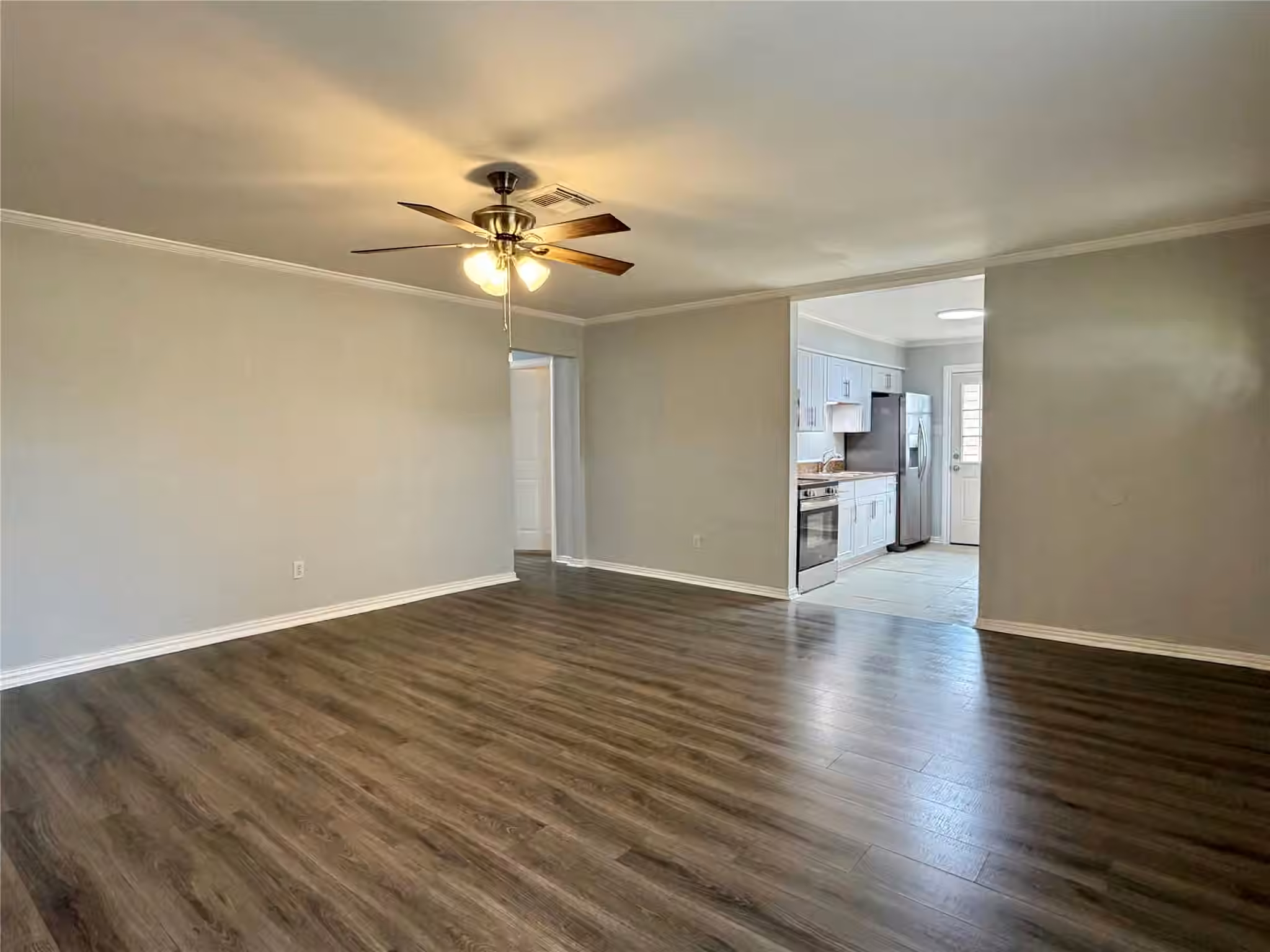 Photo 7 of 1405 N Avenue M, Freeport, TX