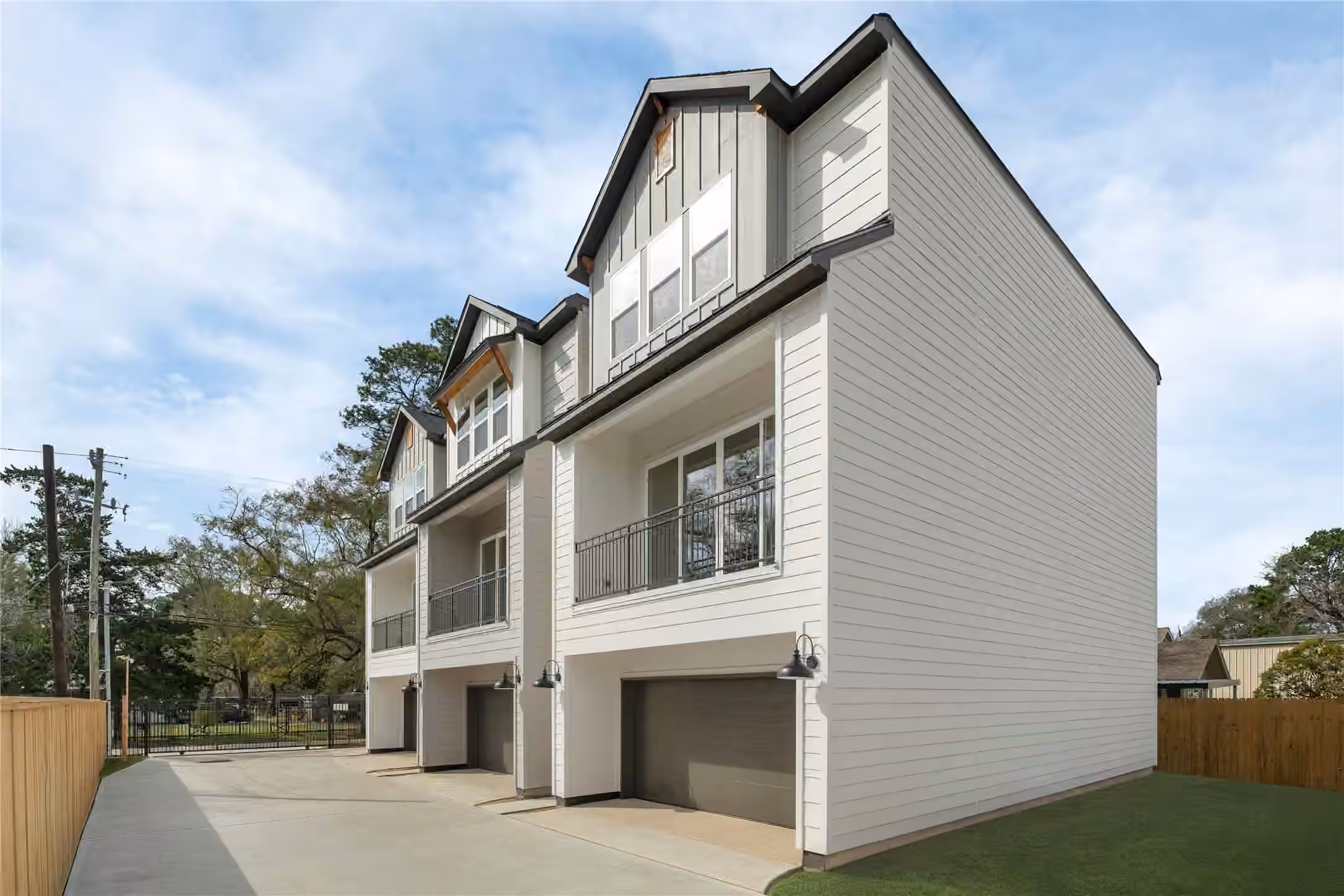 Photo 4 of 826 Curtin Street D, Houston, TX