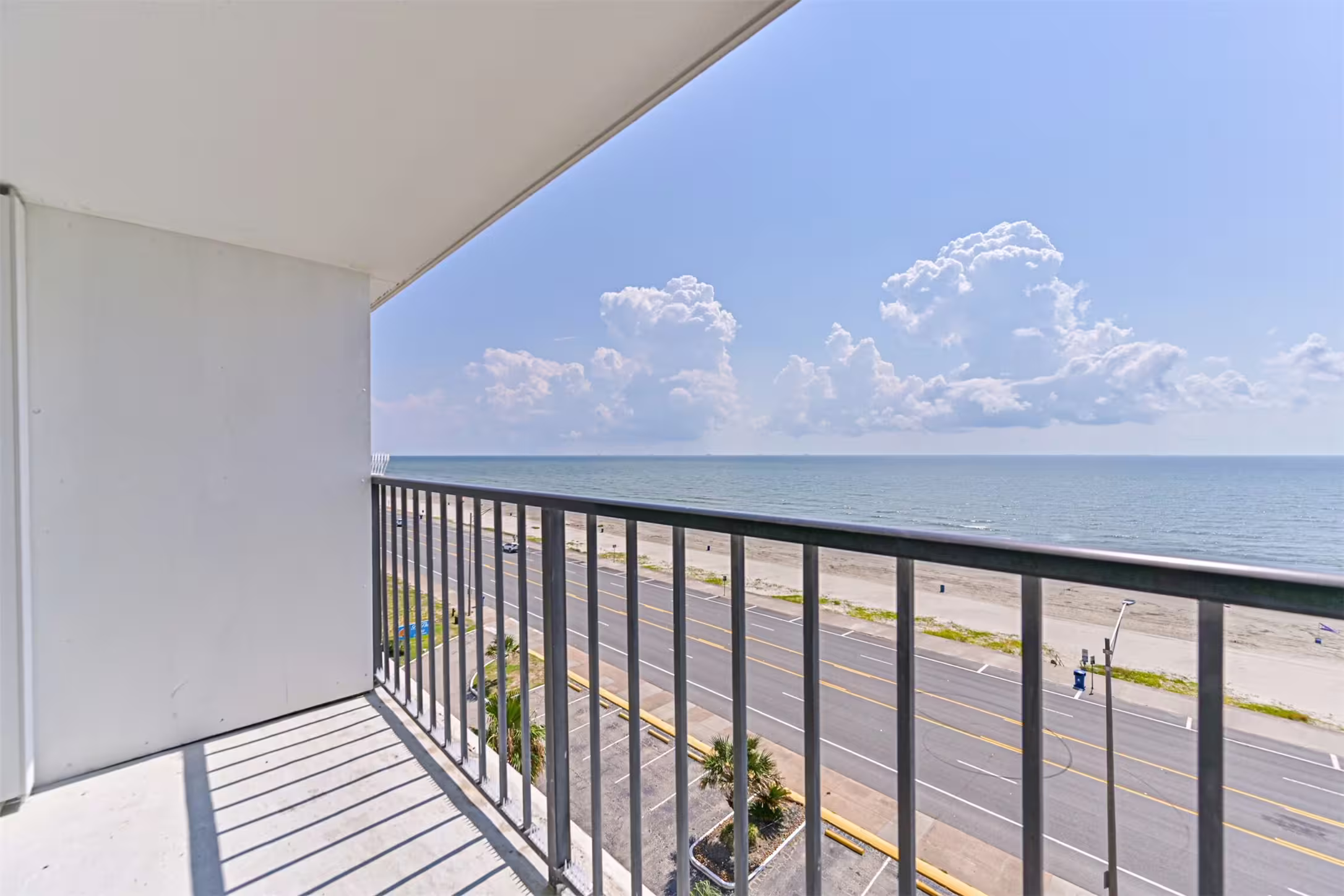 Photo 3 of 7310 Seawall Boulevard 705, Galveston, TX