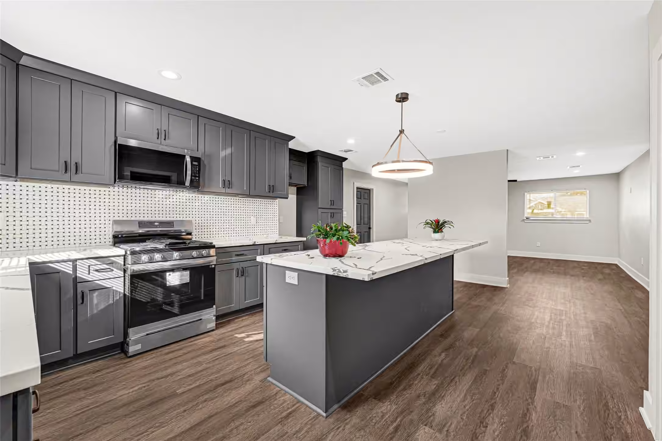 Photo of 7614 Dixie Drive, Houston, TX