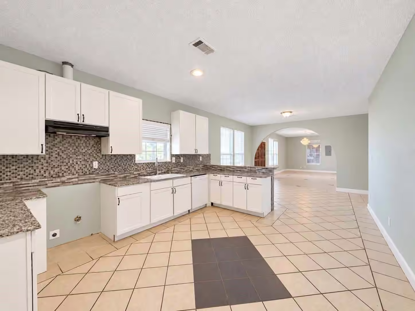 Photo 4 of 3115 County Road 58, Manvel, TX