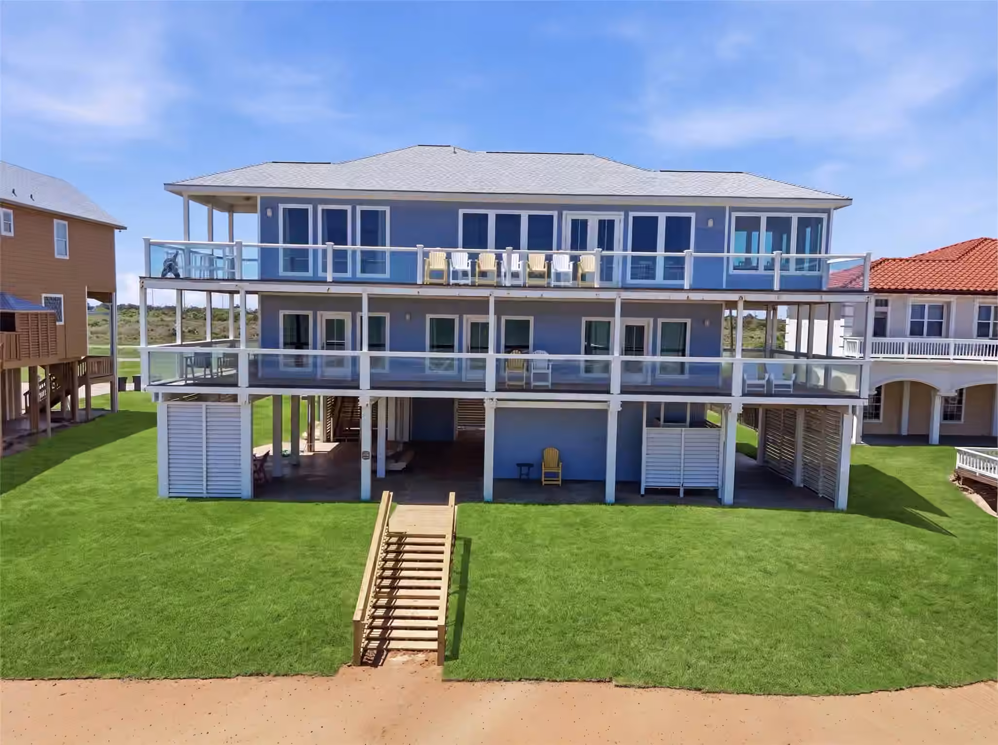 Photo 4 of 11851 Sunbather Lane, Galveston, TX