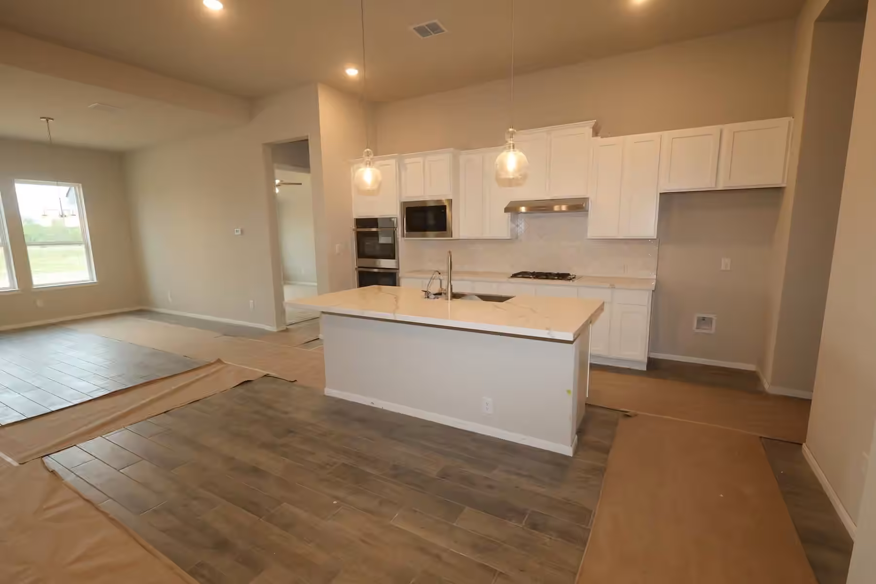 Photo 6 of 6907 Allens Landing, Needville, TX