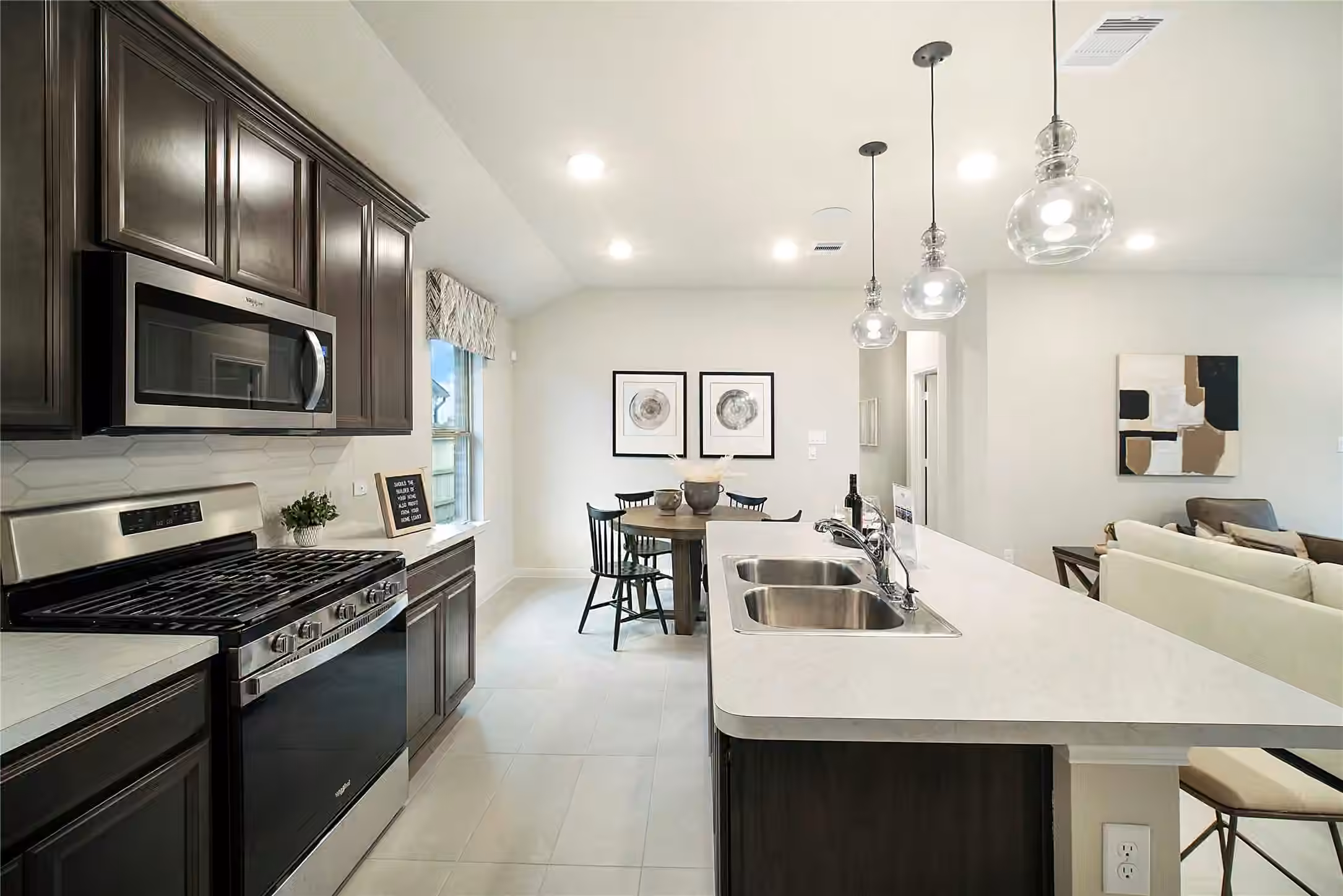 Photo 4 of 5006 Mesa Cove Drive, Katy, TX