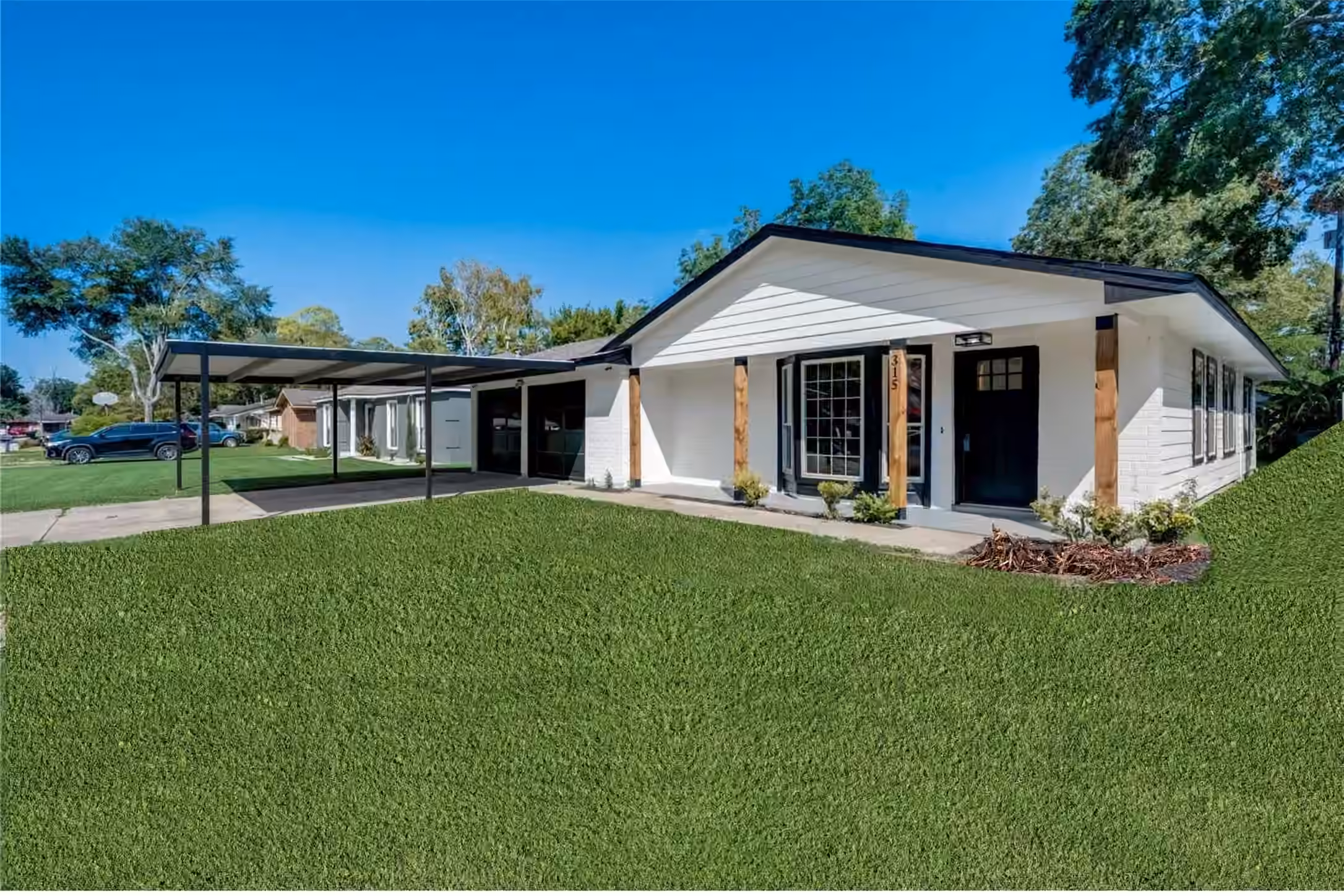 Photo of 315 Cypress Street, Alvin, TX 77511
