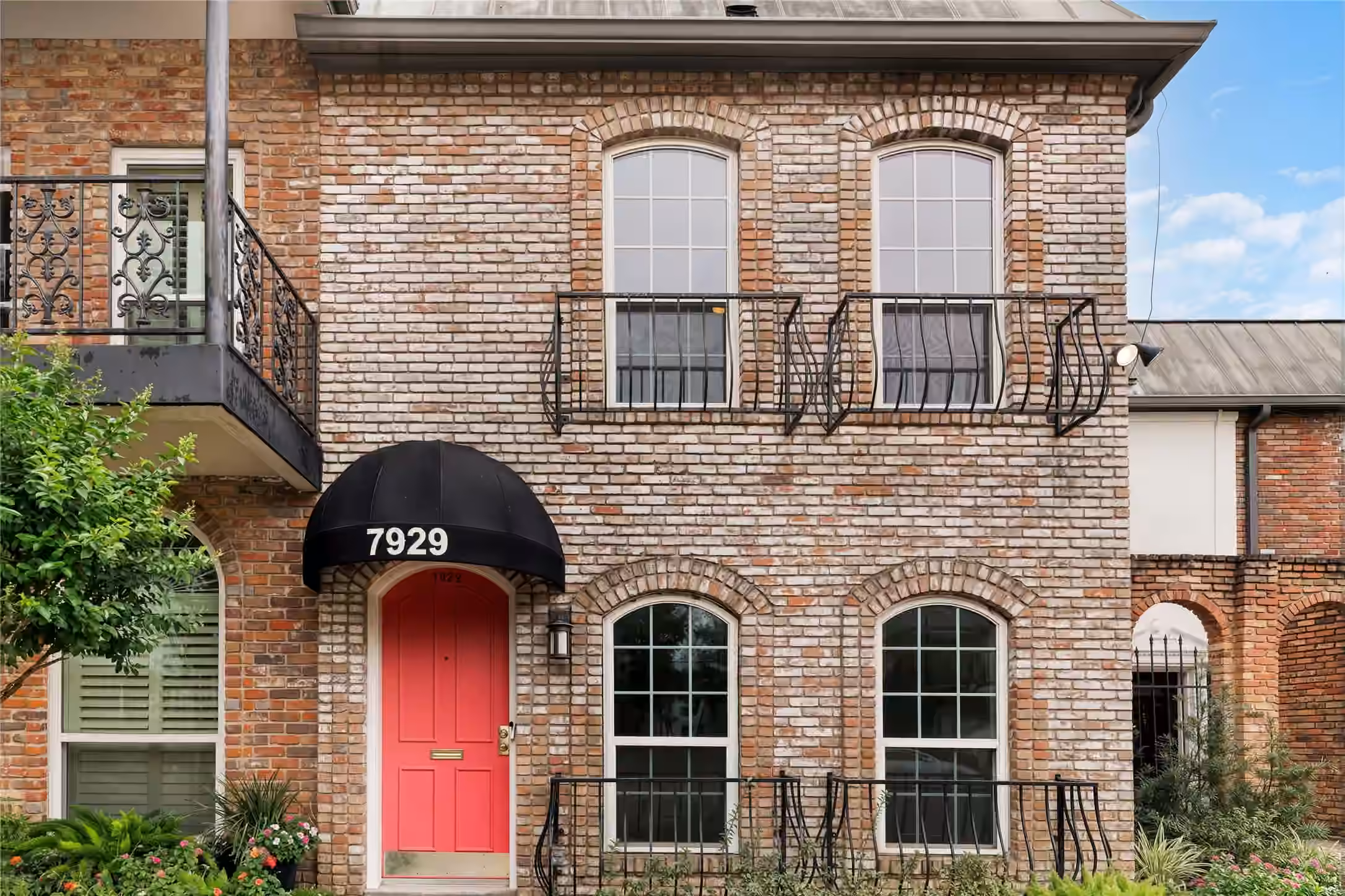 Photo 3 of 7929 Woodway Drive 4, Houston, TX