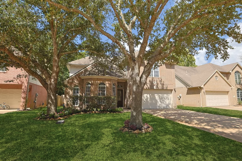 Photo 3 of 38007 W Sulphur Creek Drive, Magnolia, TX