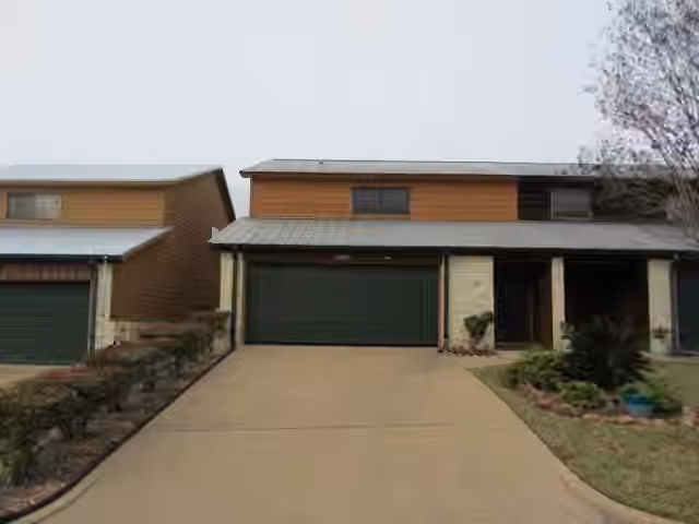 Photo of 1914 20th Street, Huntsville, TX 77340
