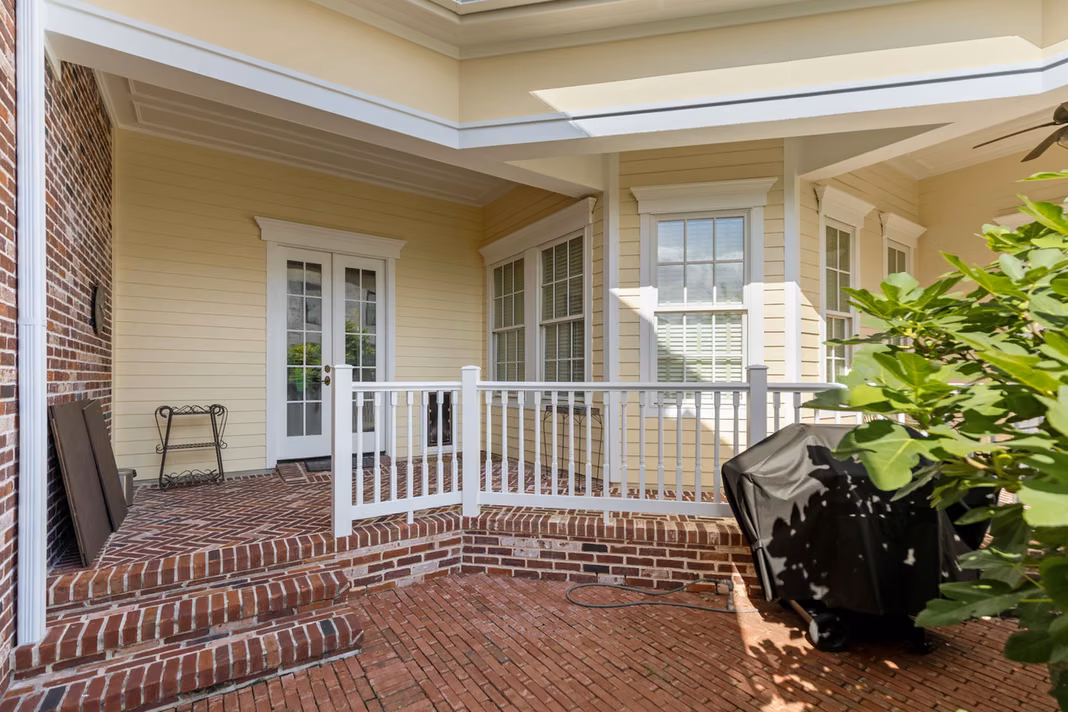 Photo 6 of 60 North Bay Boulevard, The Woodlands, TX
