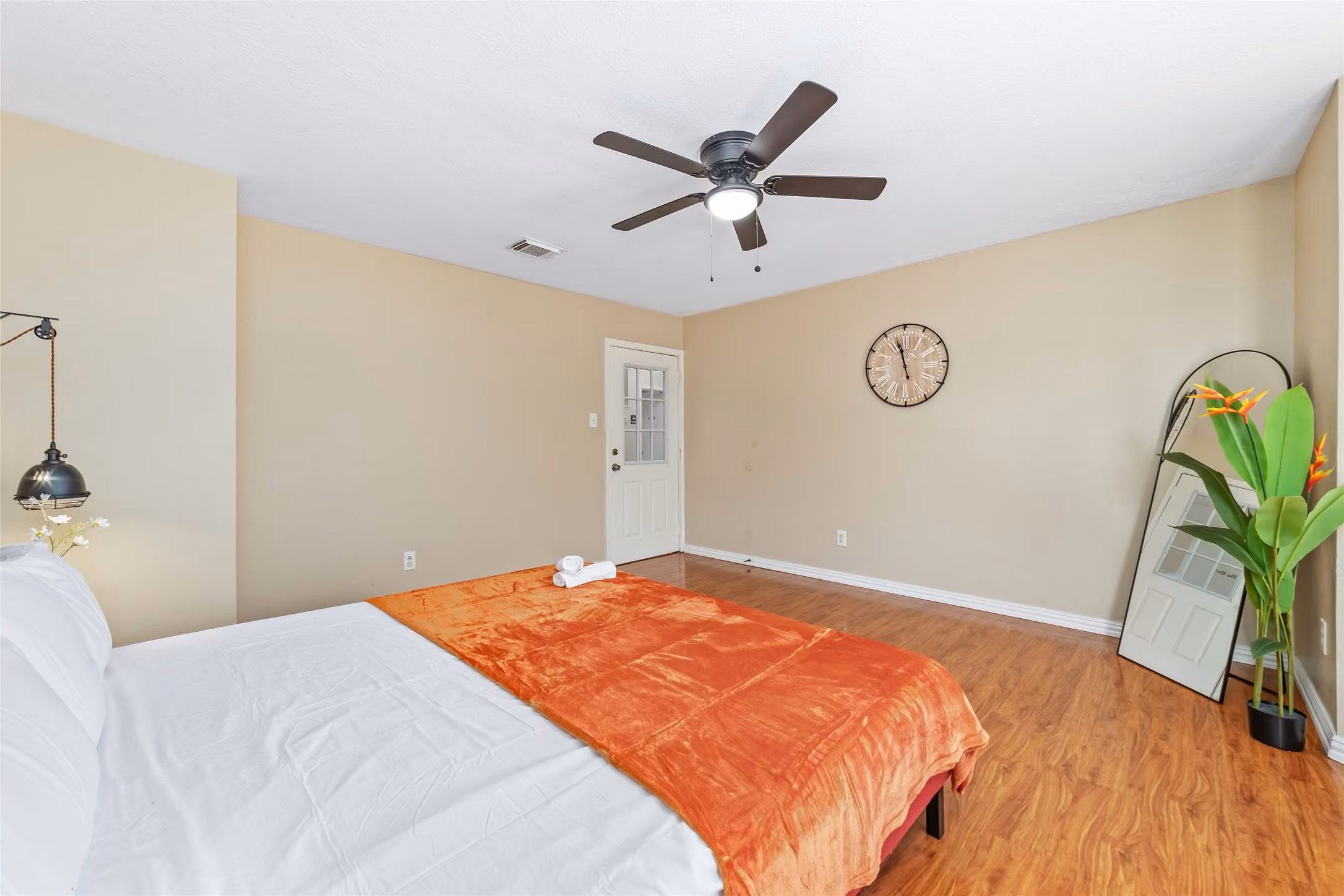 Photo 4 of 2118 Nashua Dr, Stafford, TX