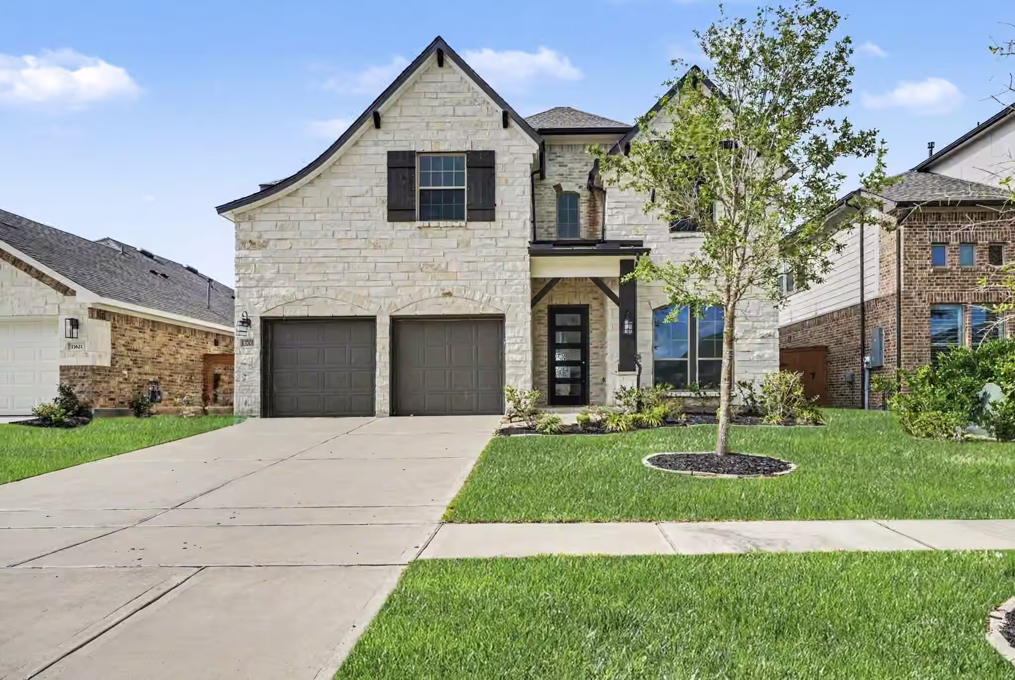 Photo 3 of 13701 Seneca Lake Drive, Texas City, TX