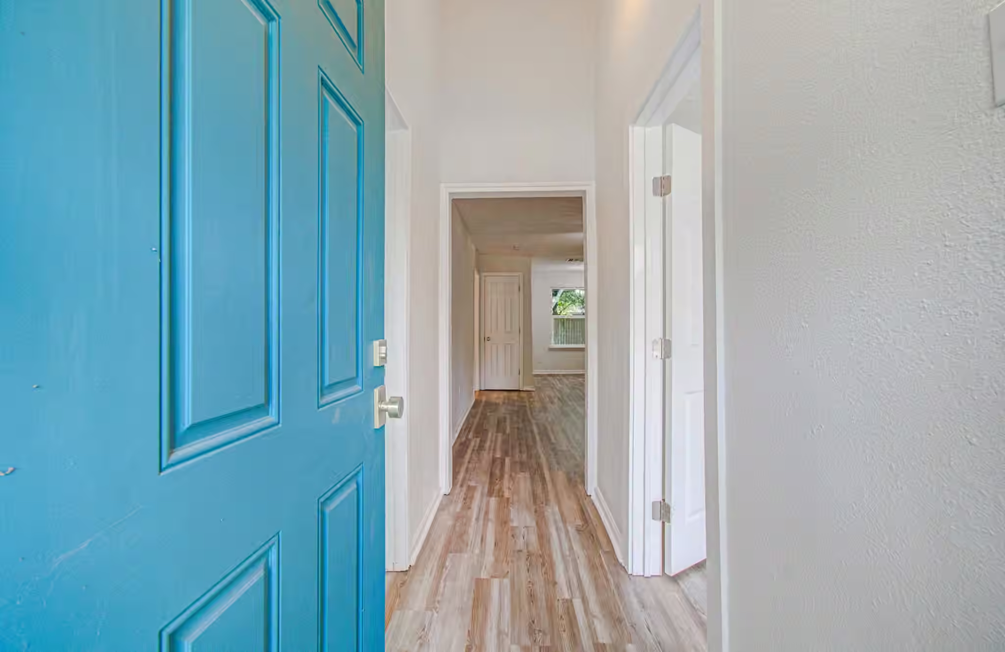 Photo 5 of 5634 Ridgeway Drive, Houston, TX